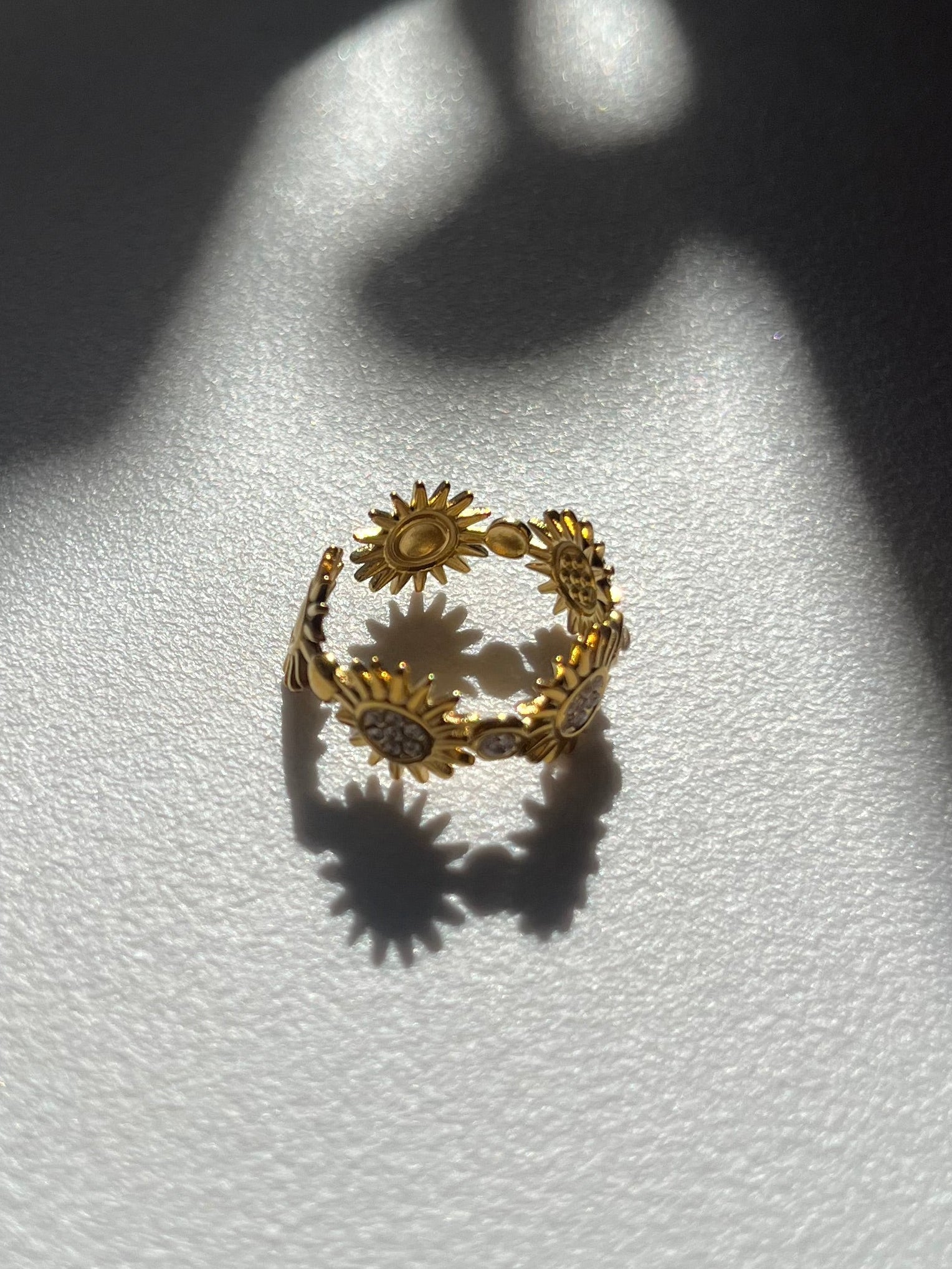 Anello Marisol Acciaio Oro con Strass - Anello Solare Donna