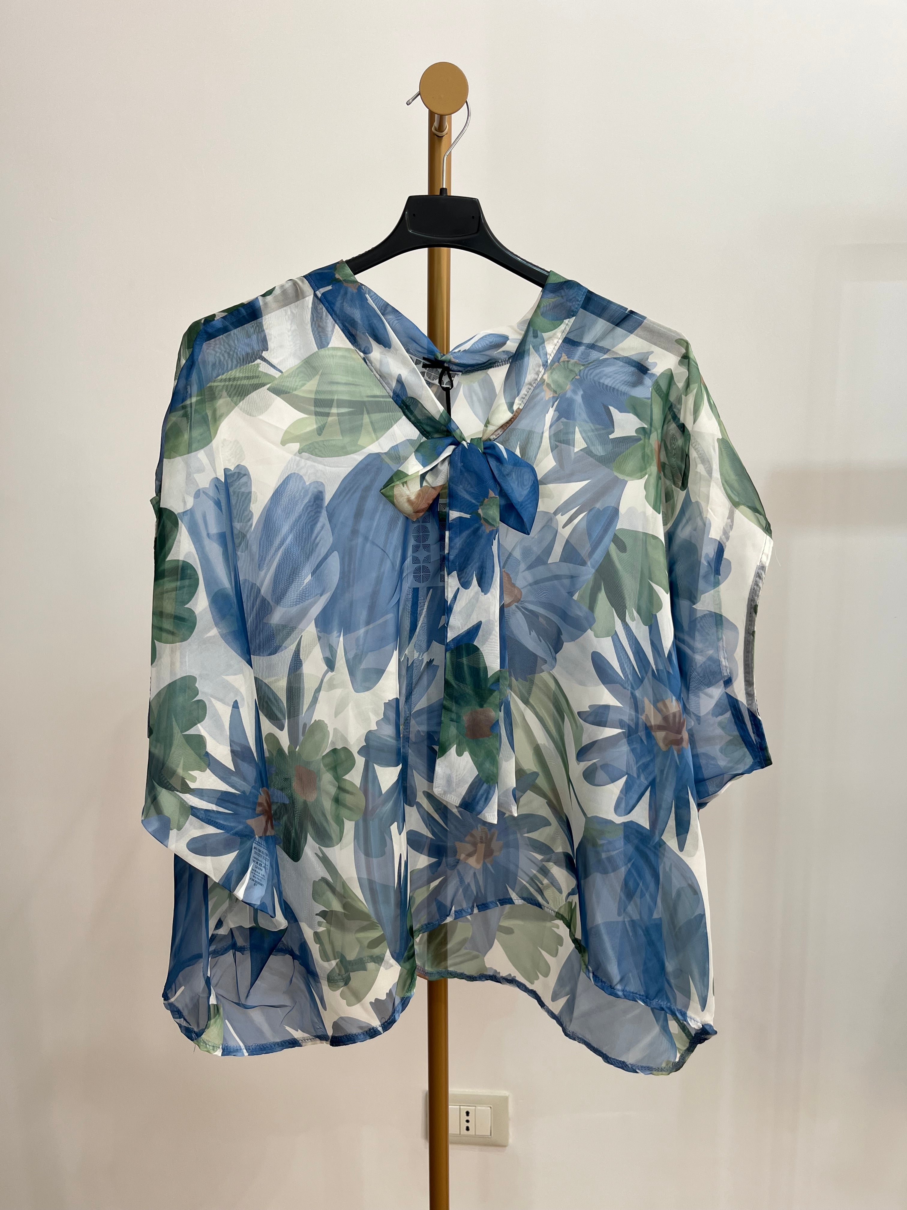 Blusa Ornella Senza Maniche con Stampa Floreale – Camicia Donna Elegante e Fresca