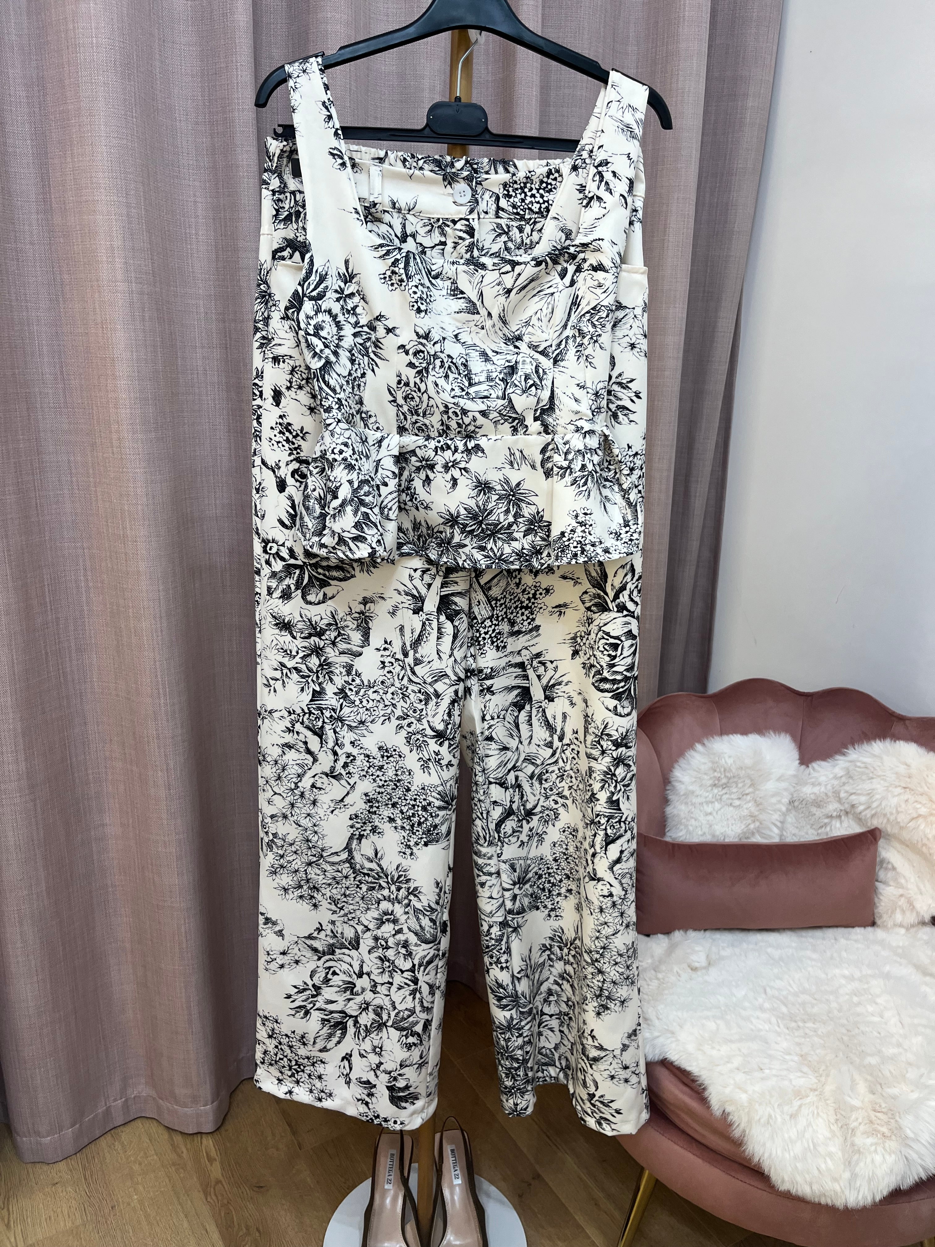 Coordinato Diana - Top Peplum Floreale | Completo Elegante Stampa Toile de Jouy