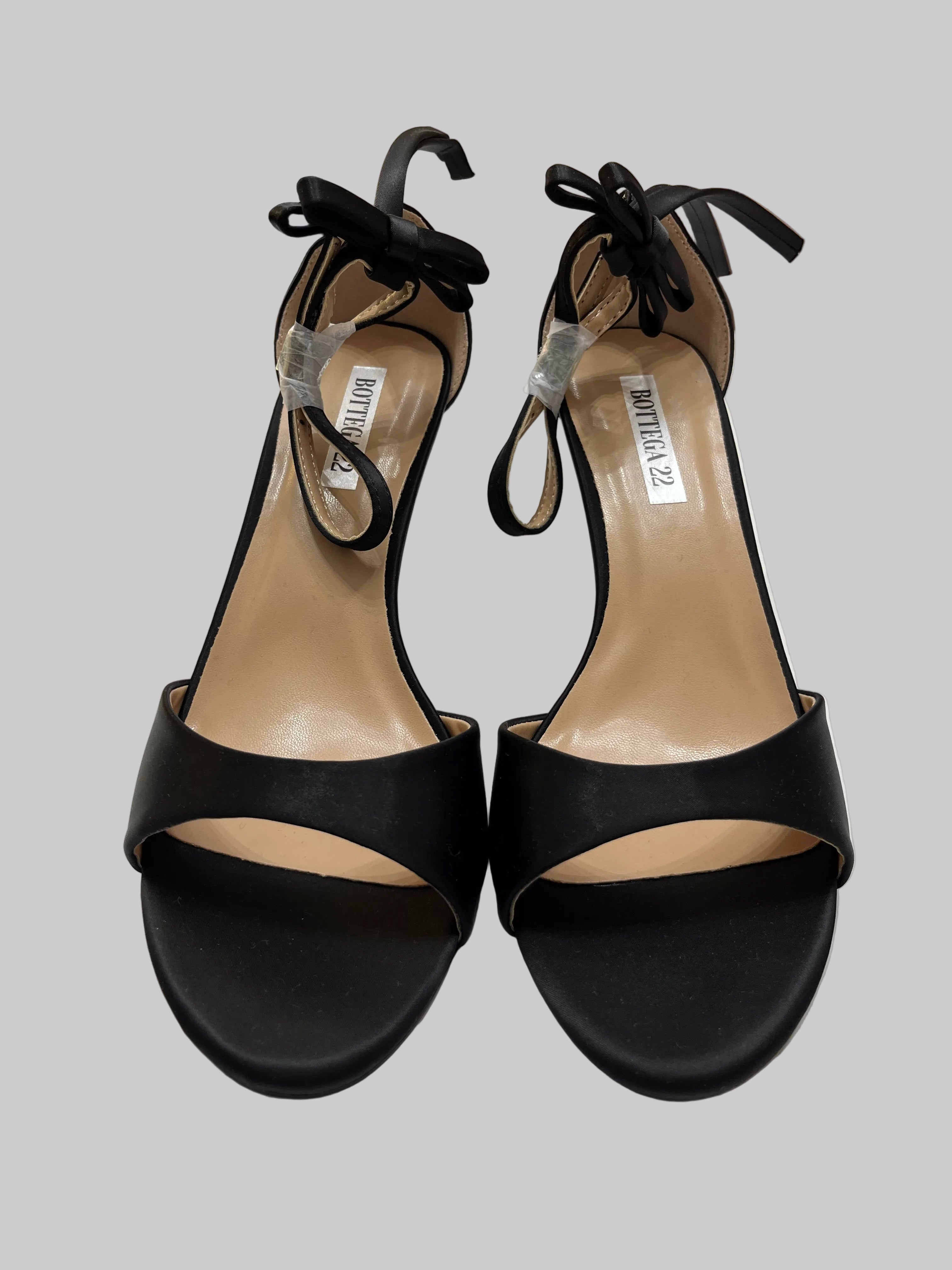 Sandali Emma in Satin con Fiocchi – Tacco 8 cm Elegante