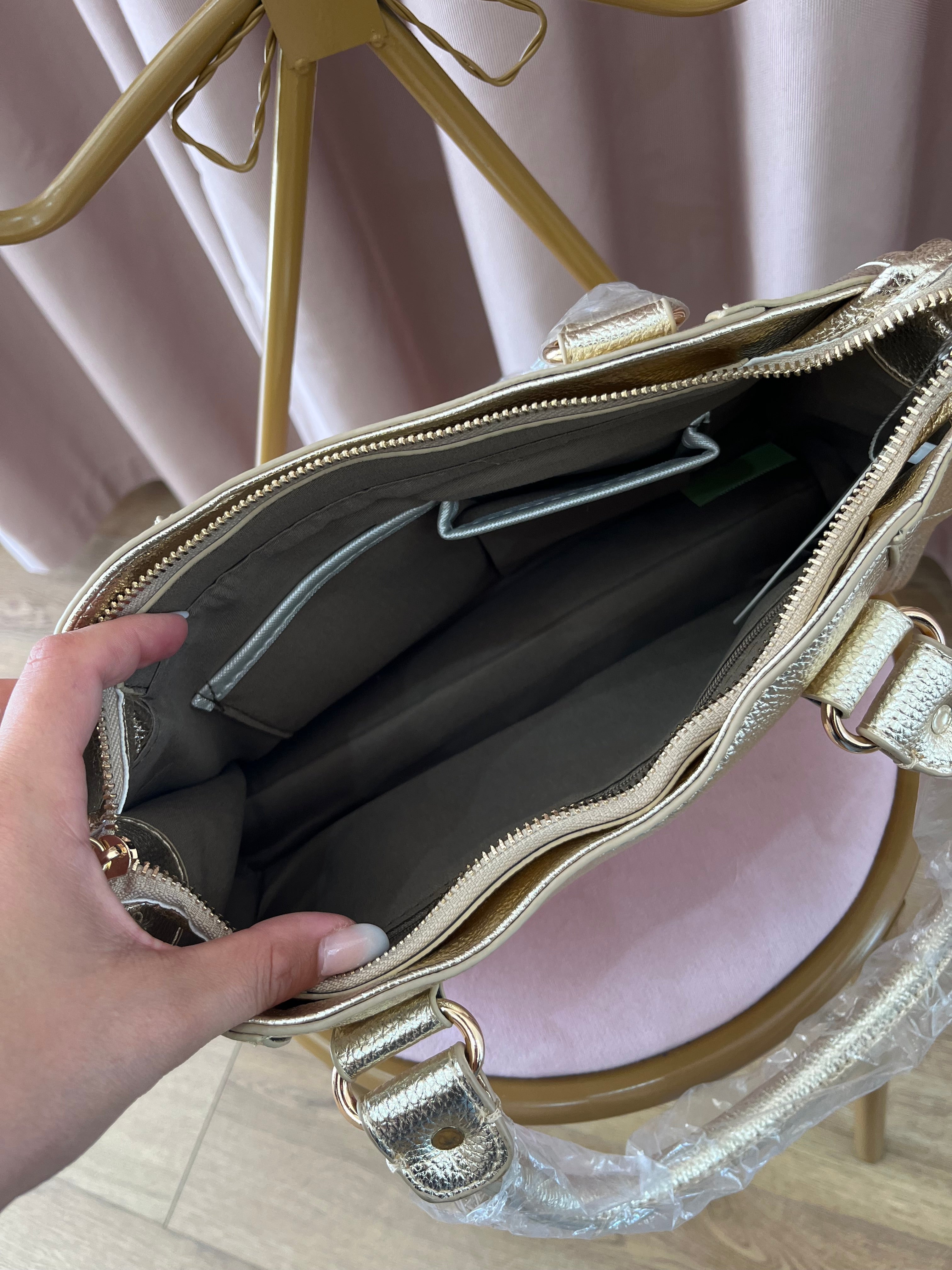 Borsa Donna Effetto Pelle Metallizzata Oro/Bronzo con Tracolla | Stile Glam Chic