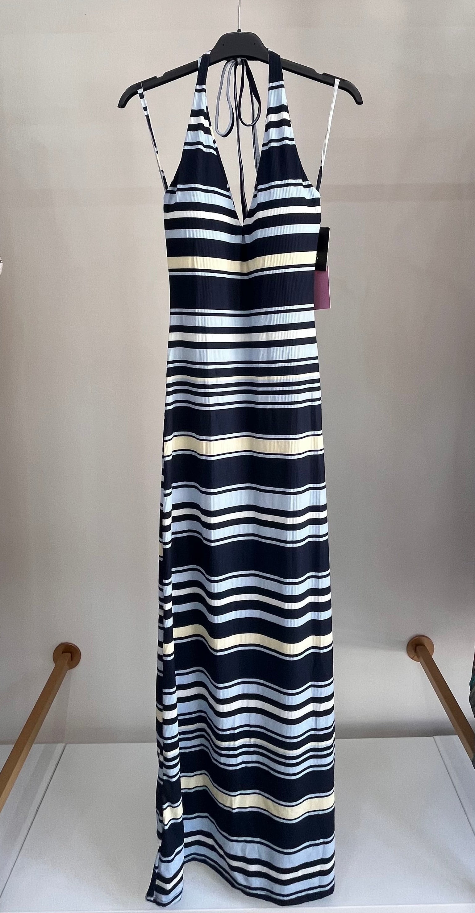 Abito Renata – Maxi Dress a Righe con Scollo a V