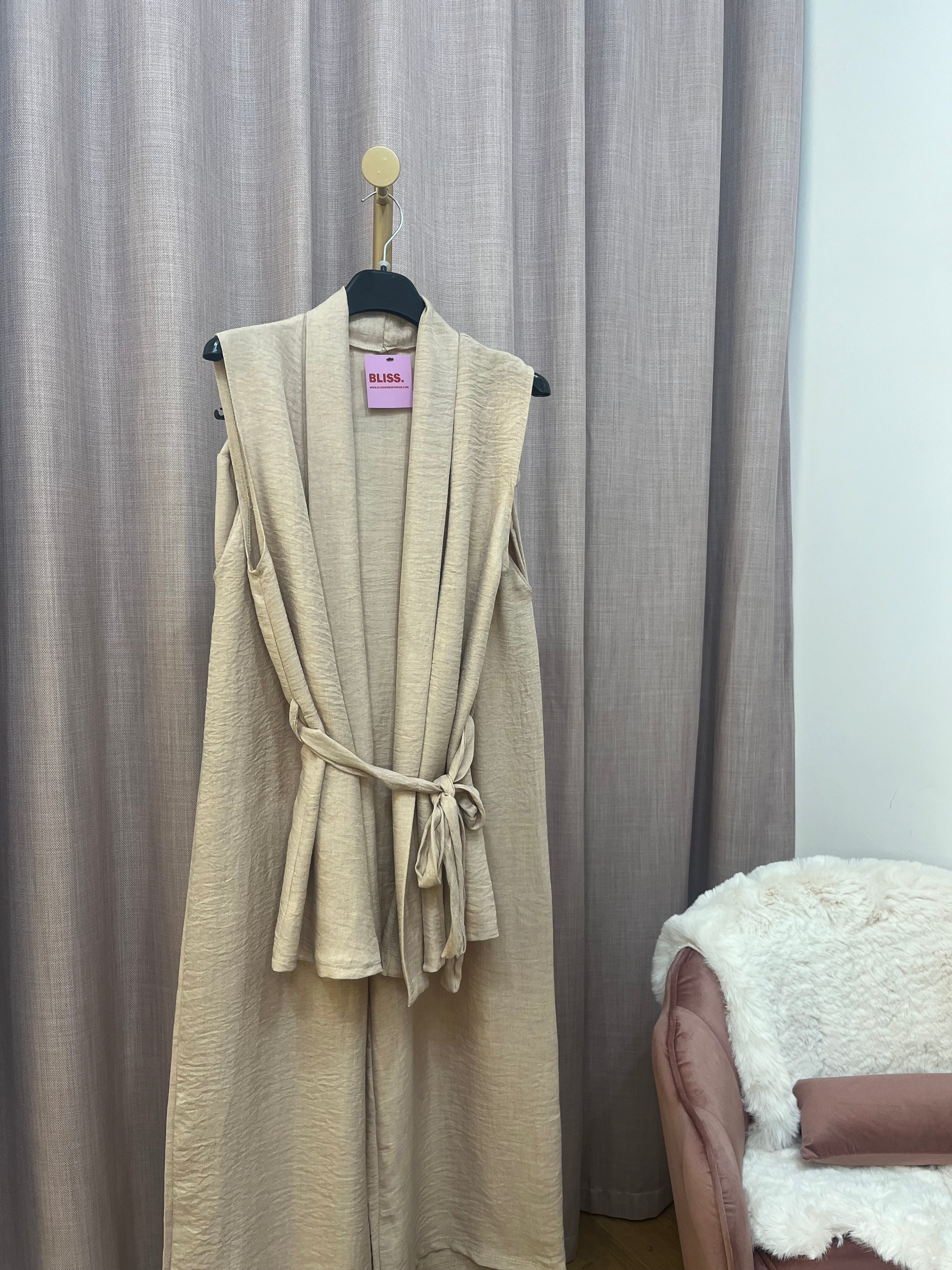 Coordinato Letizia – Gilet con Cintura e Pantalone | Taglia Unica