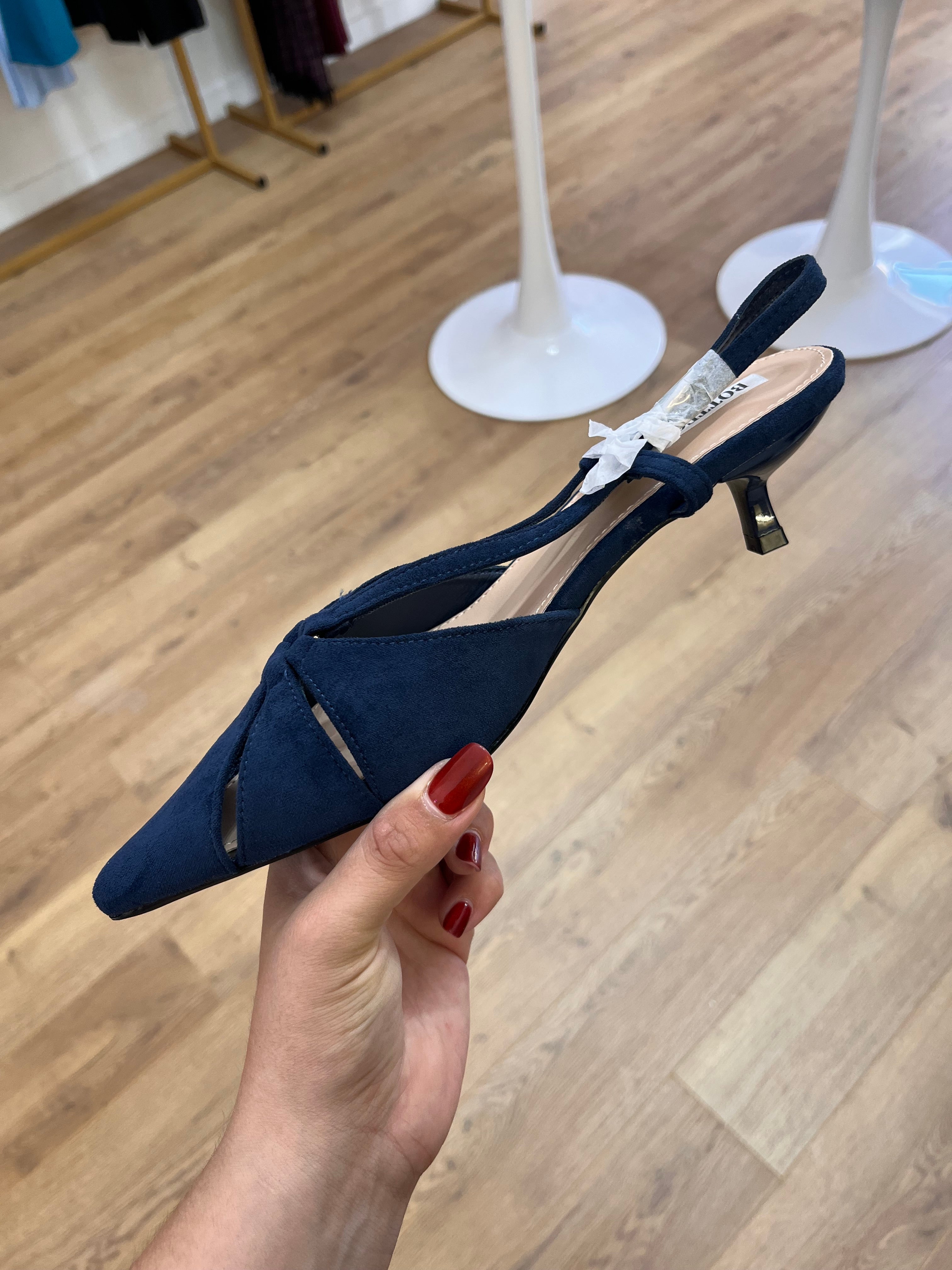 Slingback Fernanda – Décolleté con Cinturino | Eleganza Senza Sforzo