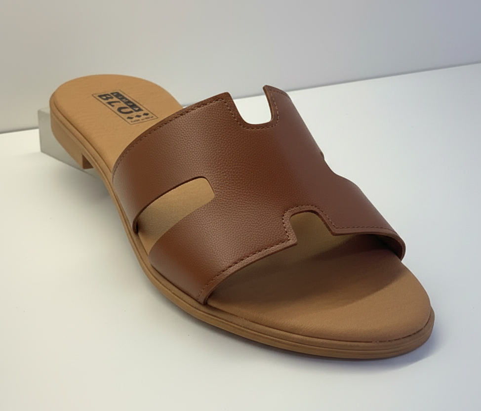 Sandalo Kelly – Ciabatta Piatta con Fascia Cut-Out