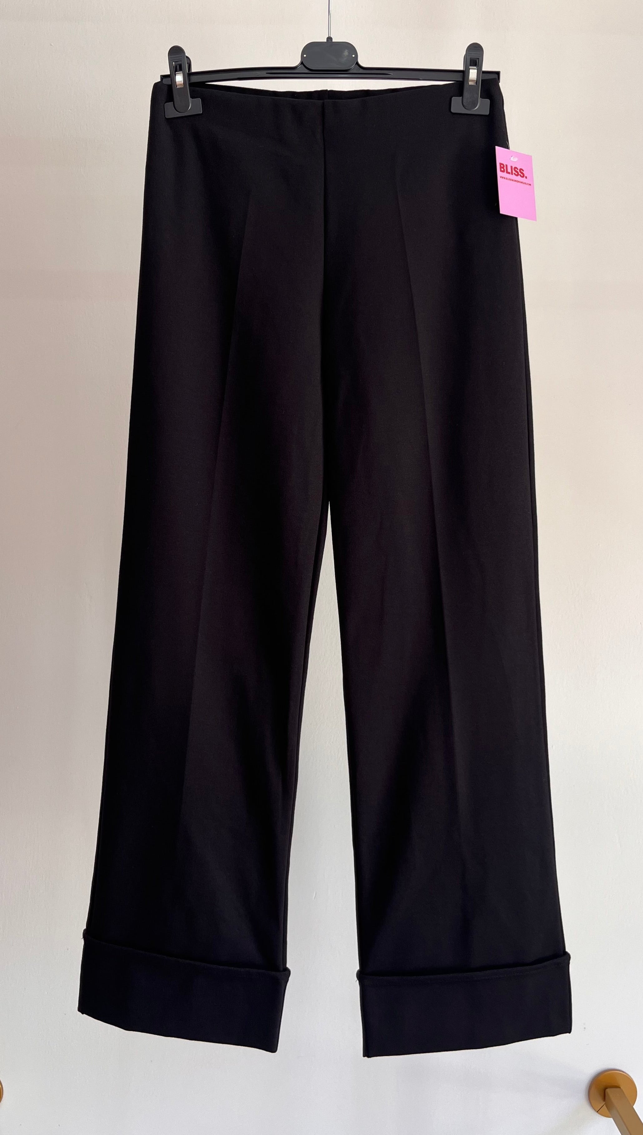 Pantalone Lena – Pantalone a Gamba Larga con Risvolto