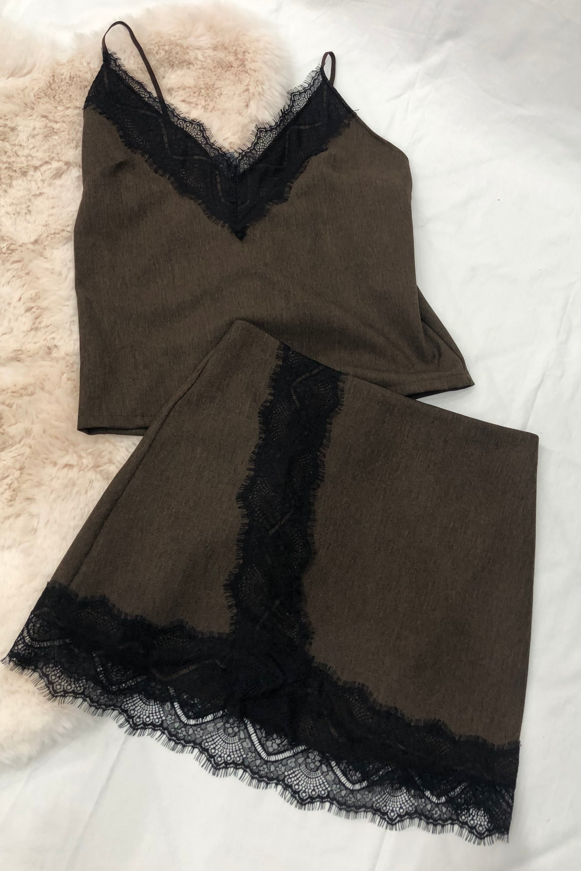 Coordinato Camilla Sarga e Pizzo - Gonna e Top Elegante Donna