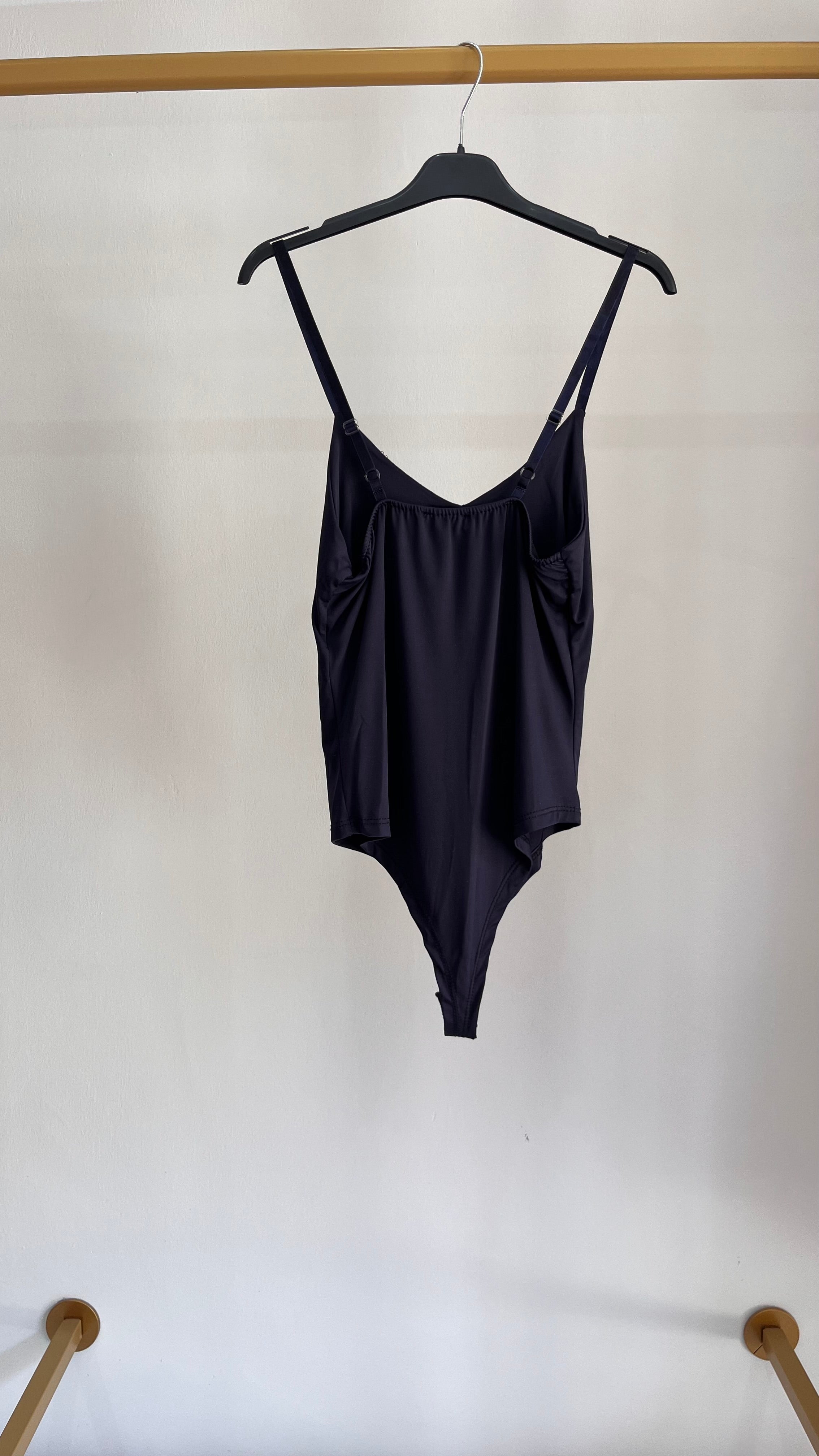 Body Elena – Body con Scollo a V e Spalline Sottili