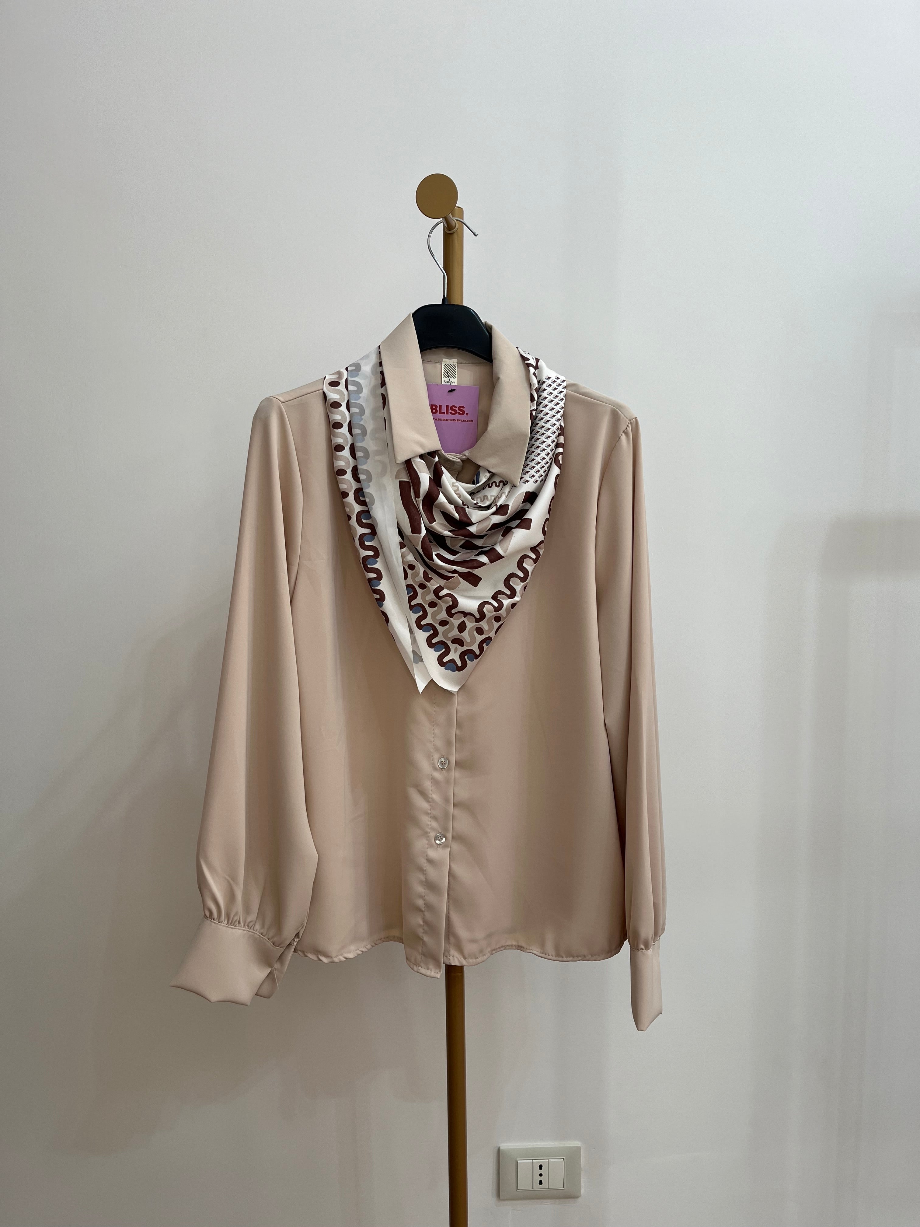 Camicia Tiziana - Eleganza Femminile e Raffinata