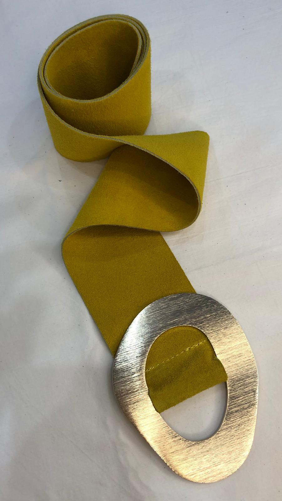 Aura - Cinturone con dettaglio scultura