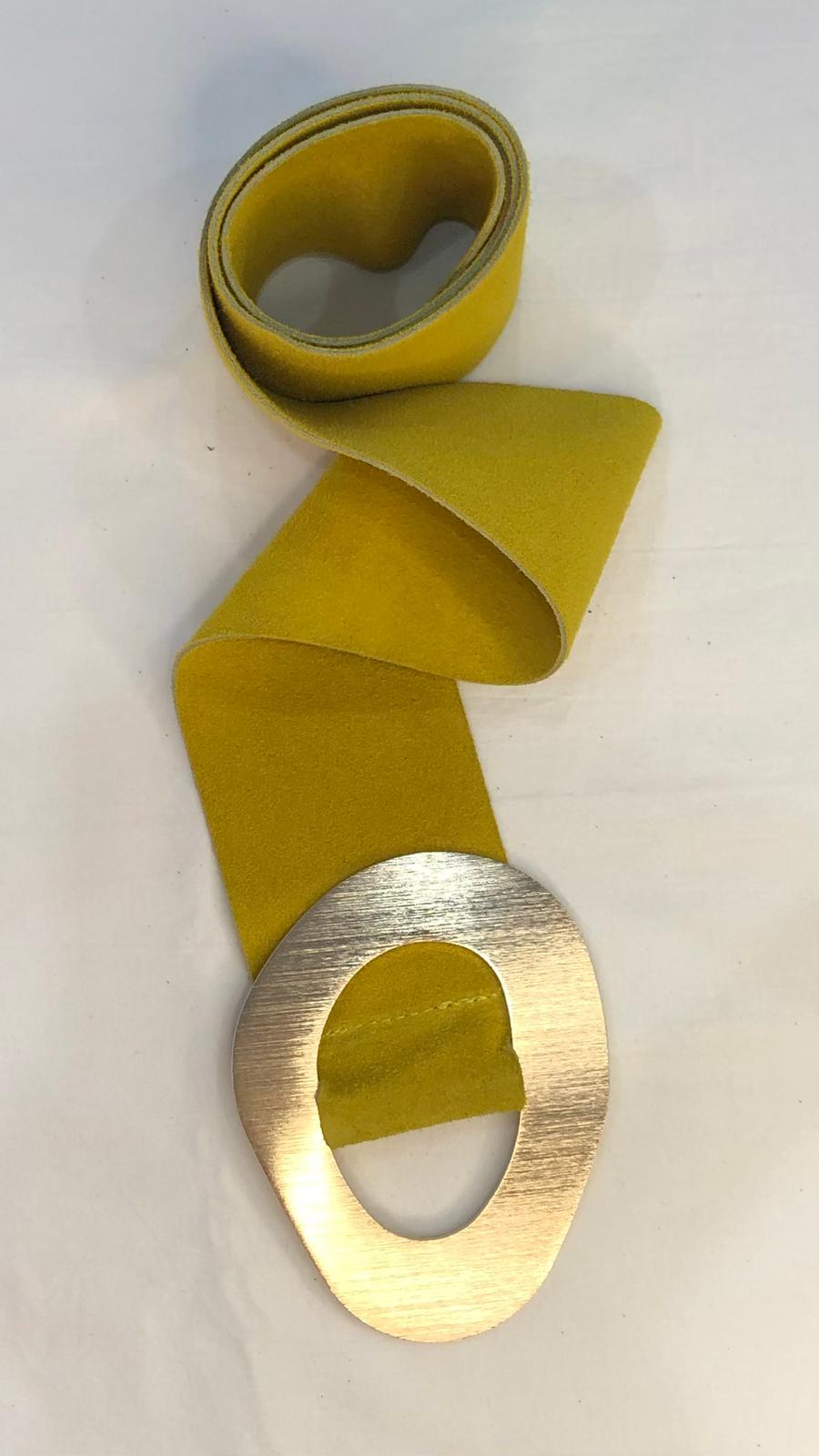 Aura - Cinturone con dettaglio scultura