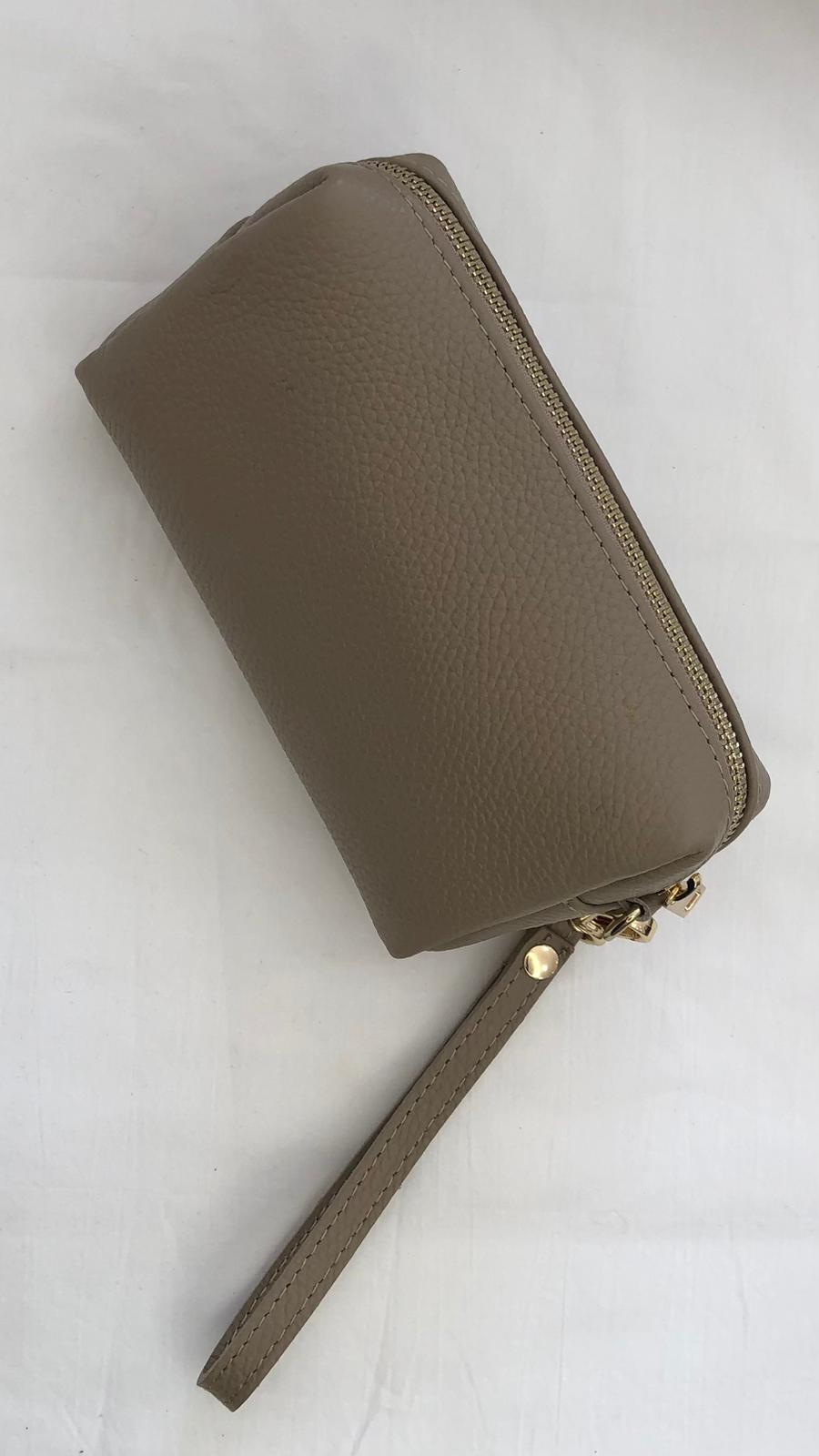 Pochette Essenza - in pelle martellata