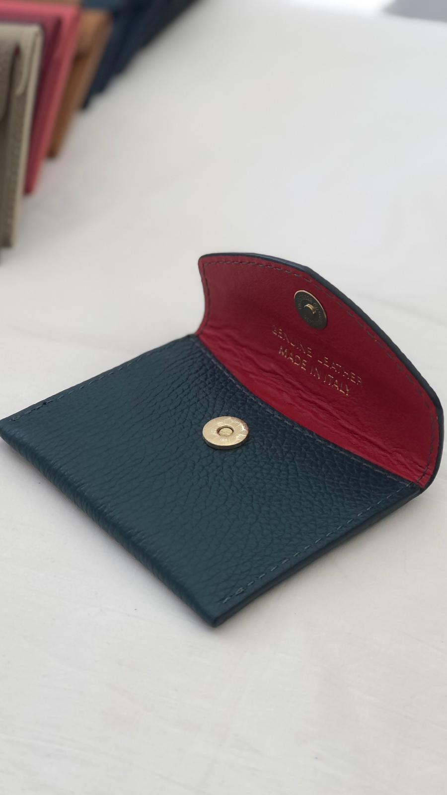 Everyday Chic - portacarte con bottone