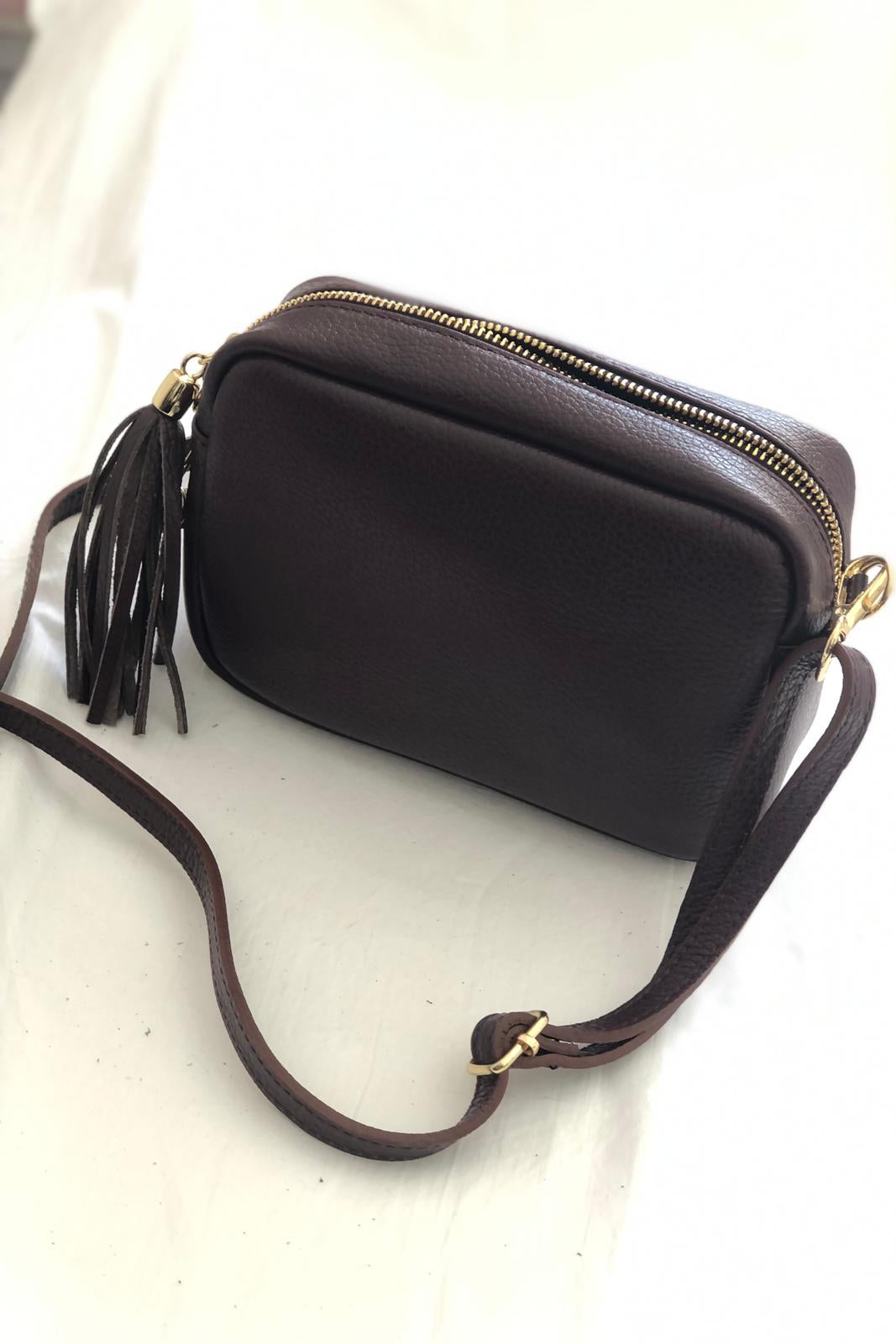 Crossbody Twist in pelle
