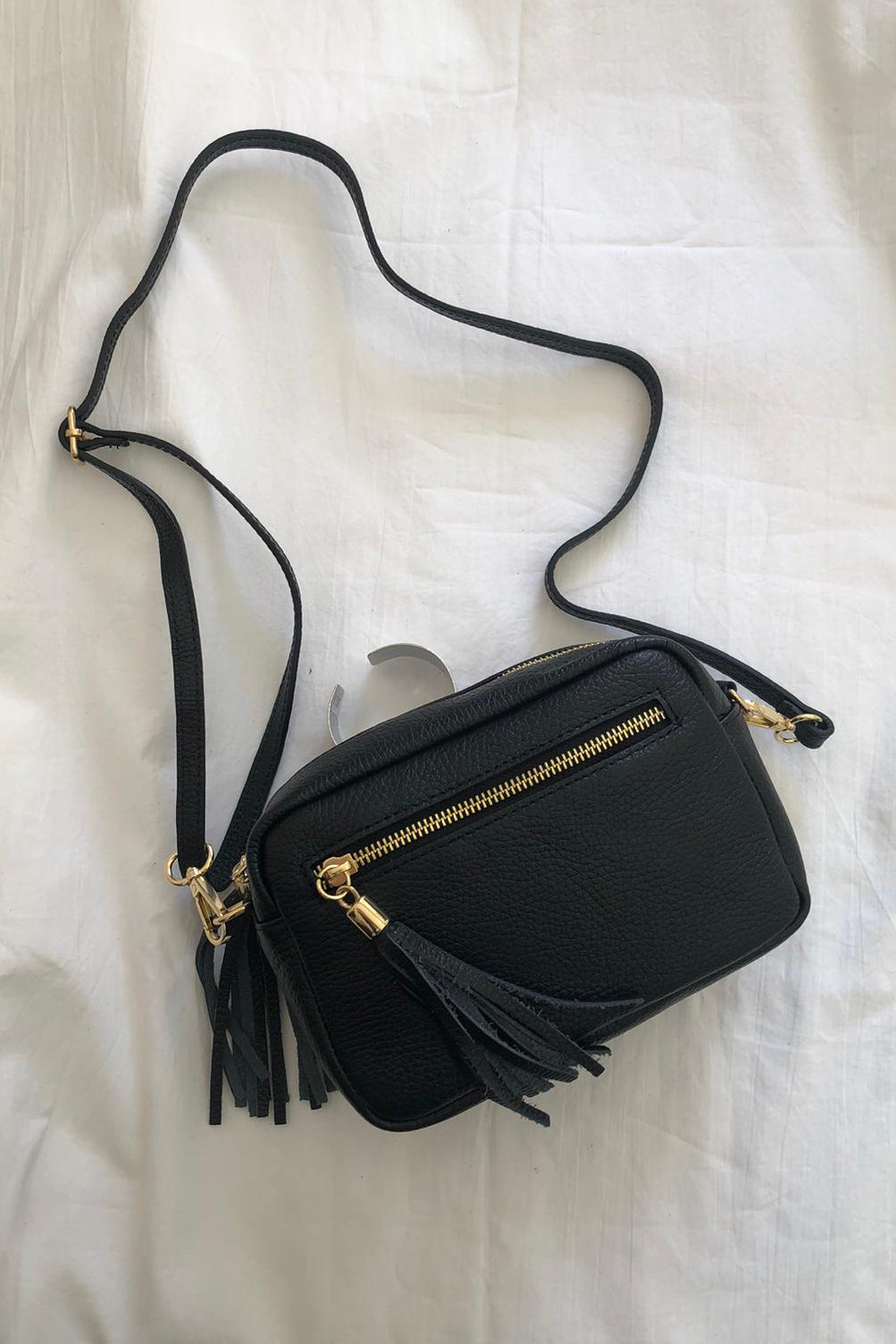 Crossbody Twist in pelle