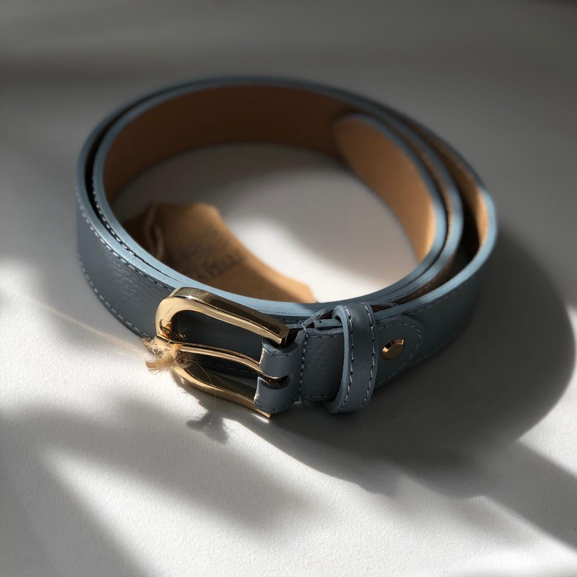 Classica - cintura in pelle con fibbia gold