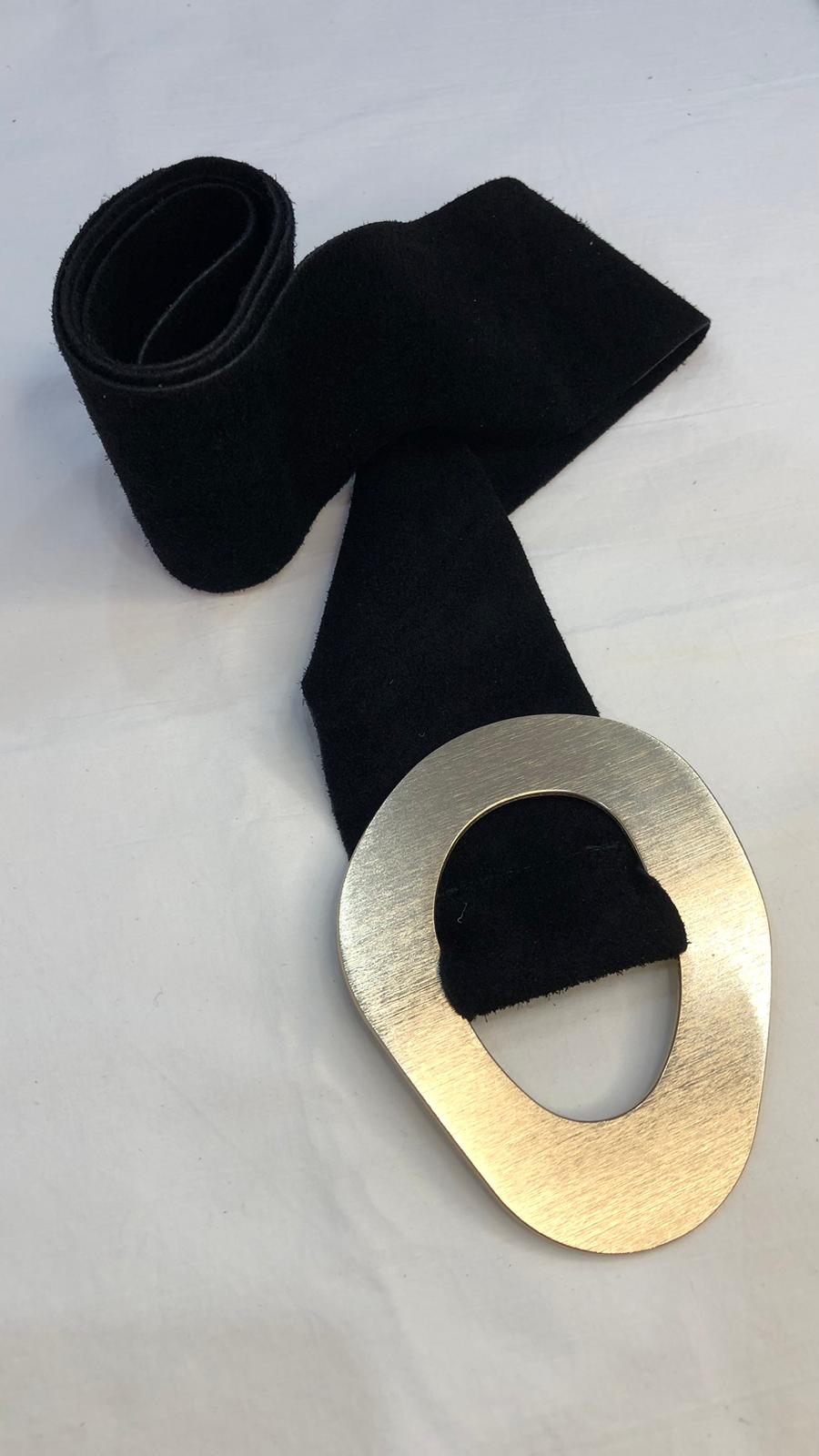 Aura - Cinturone con dettaglio scultura
