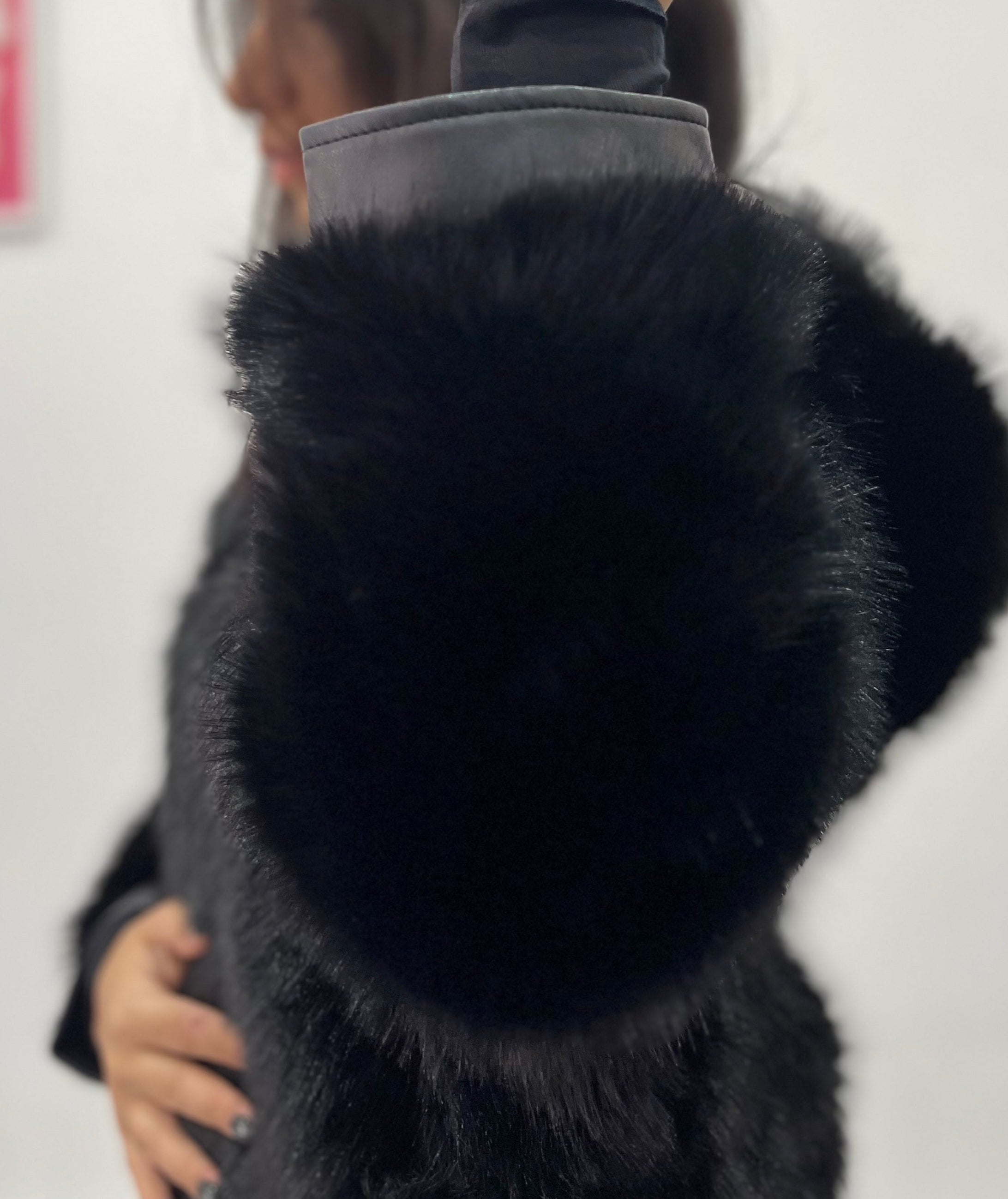 Giubbotto ecopelliccia Mía