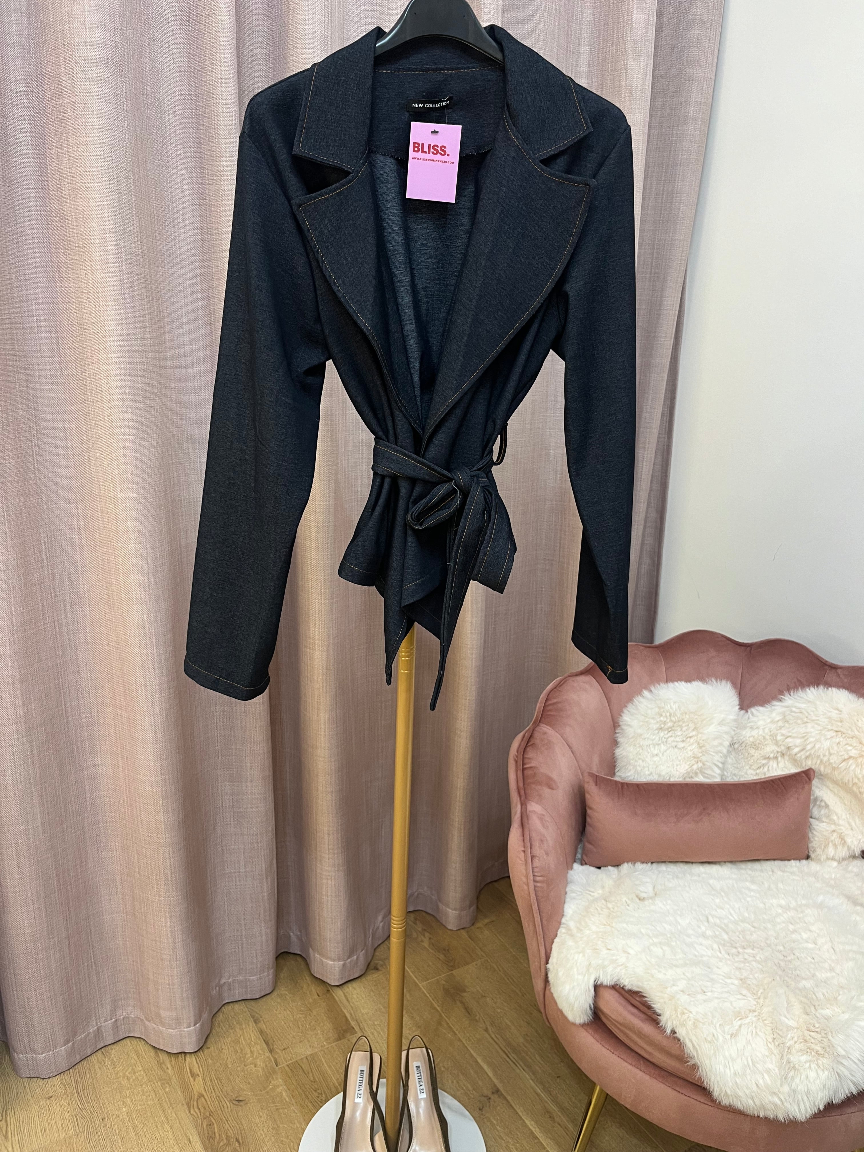 Blazer Nina con Cintura – Giacca Elegante e Versatile