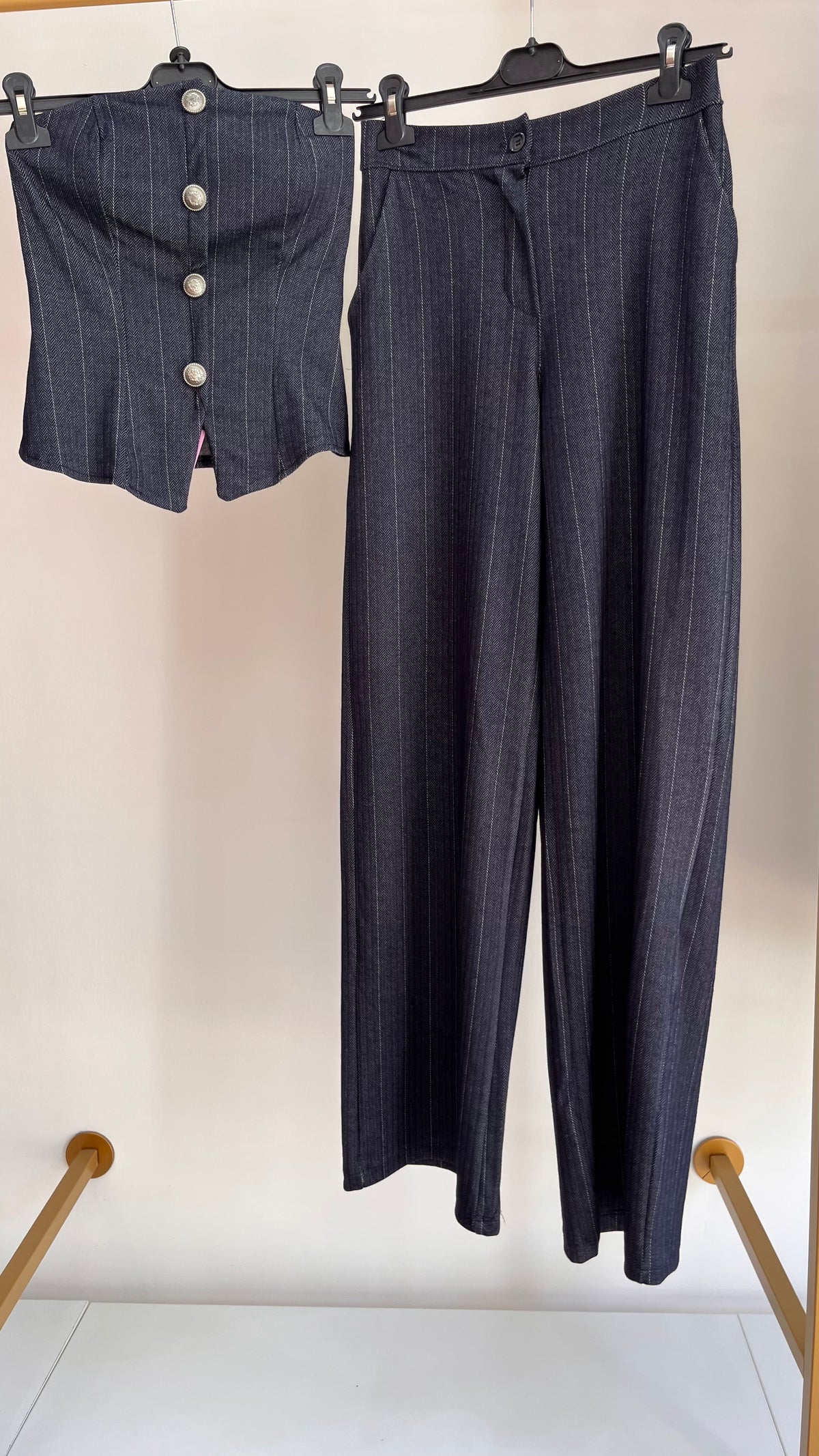 Coordinato Silvina gessato con top e pantaloni ampi