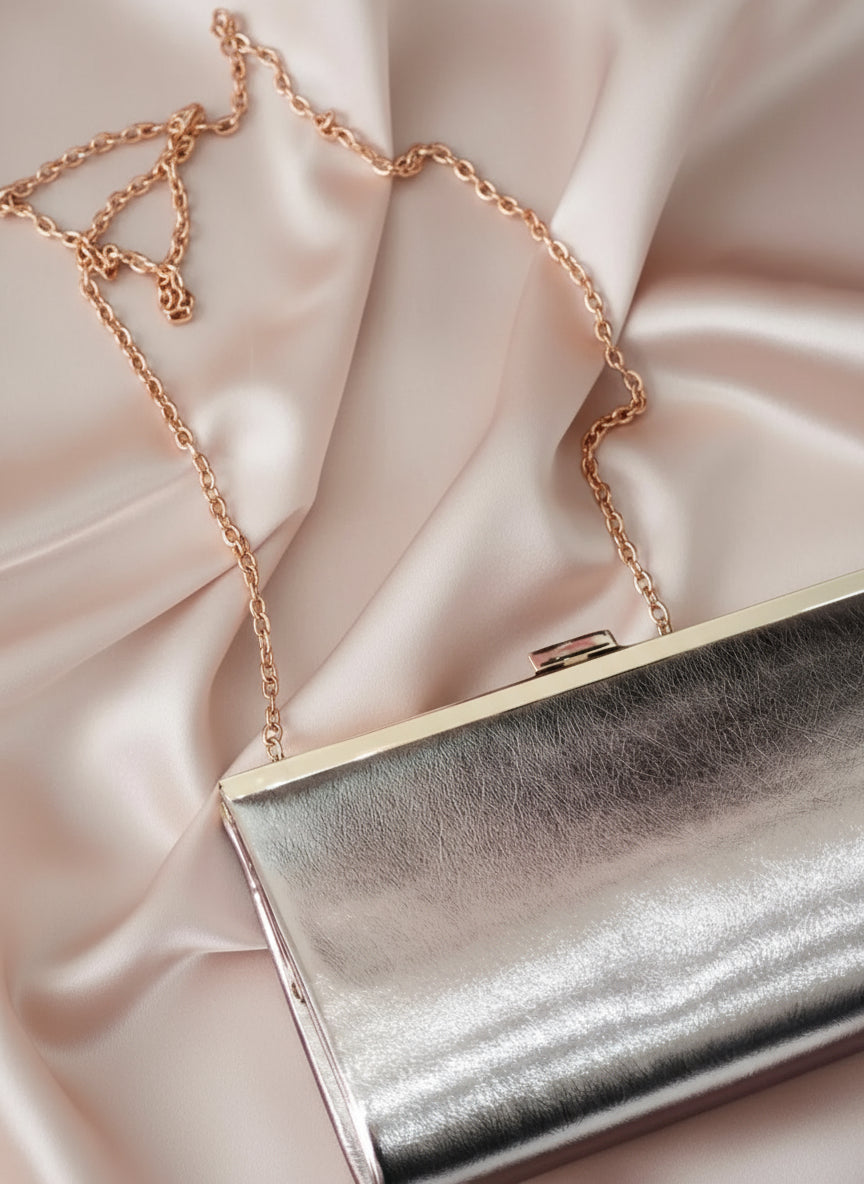 Clutch Aura - Pochette Elegante Metallizzata con Catena