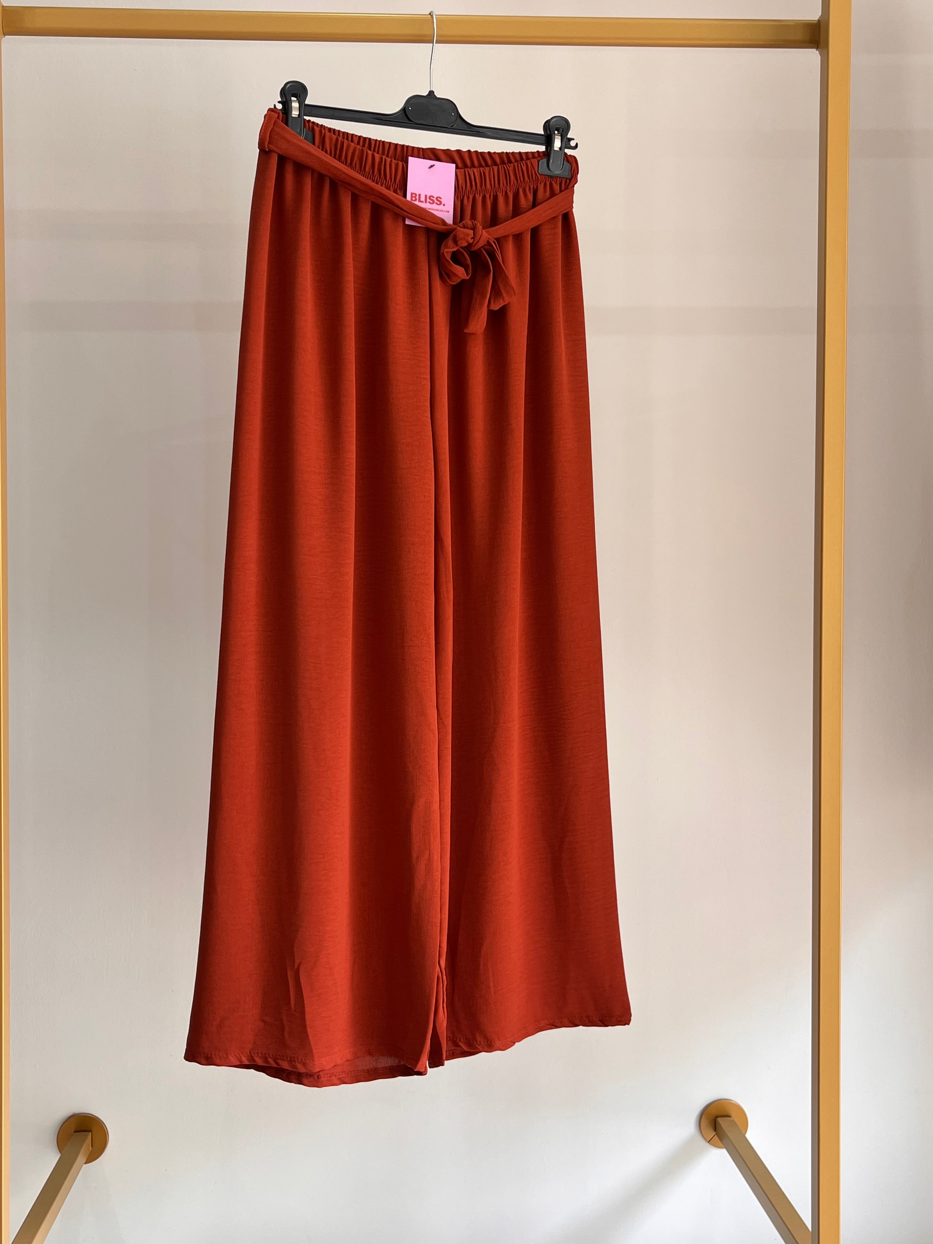 Pantalone Aurora – Eleganza Fluida per Ogni Occasione