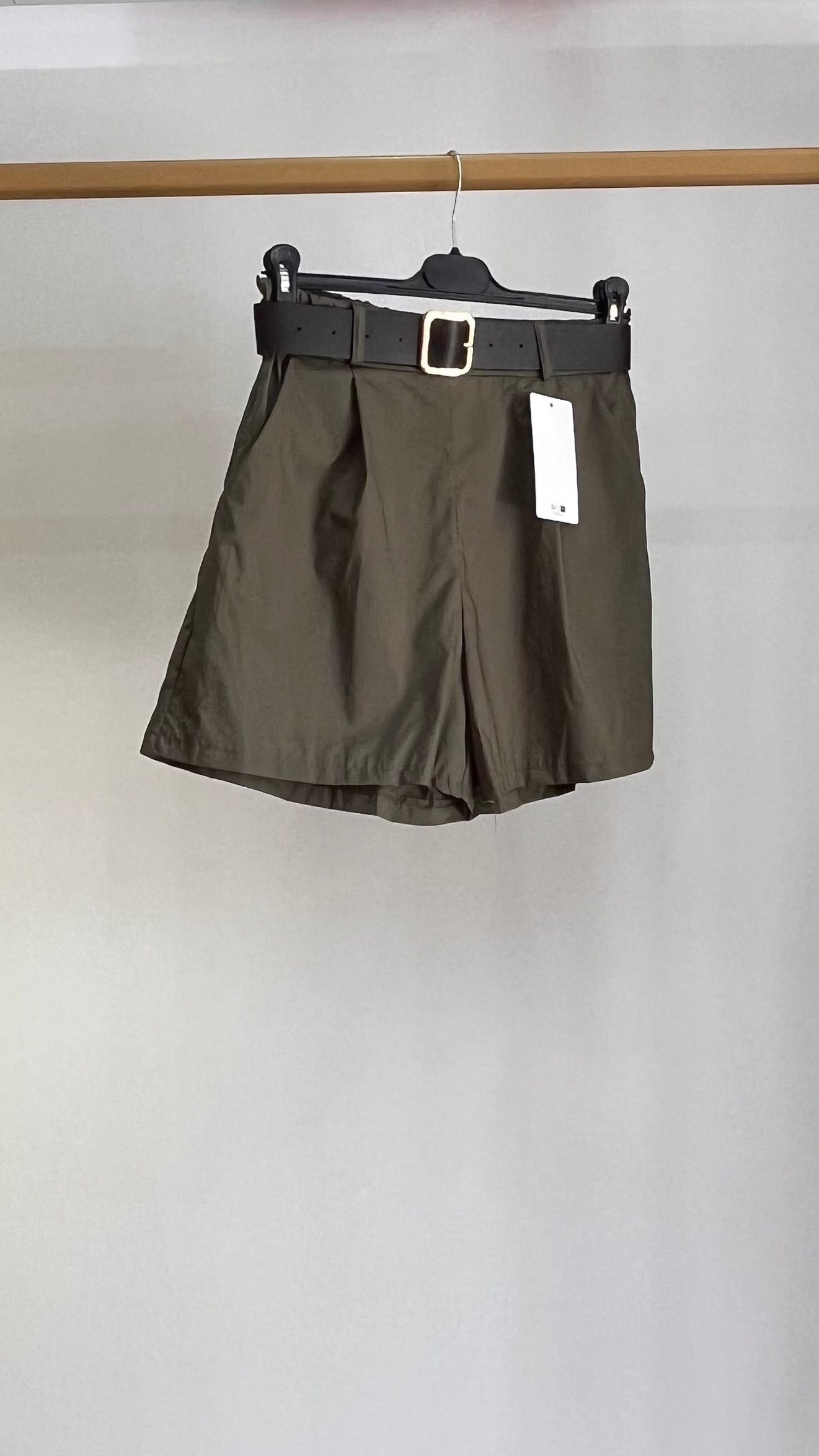 Pantaloncino Diana – Shorts Donna Vita Alta con Cintura