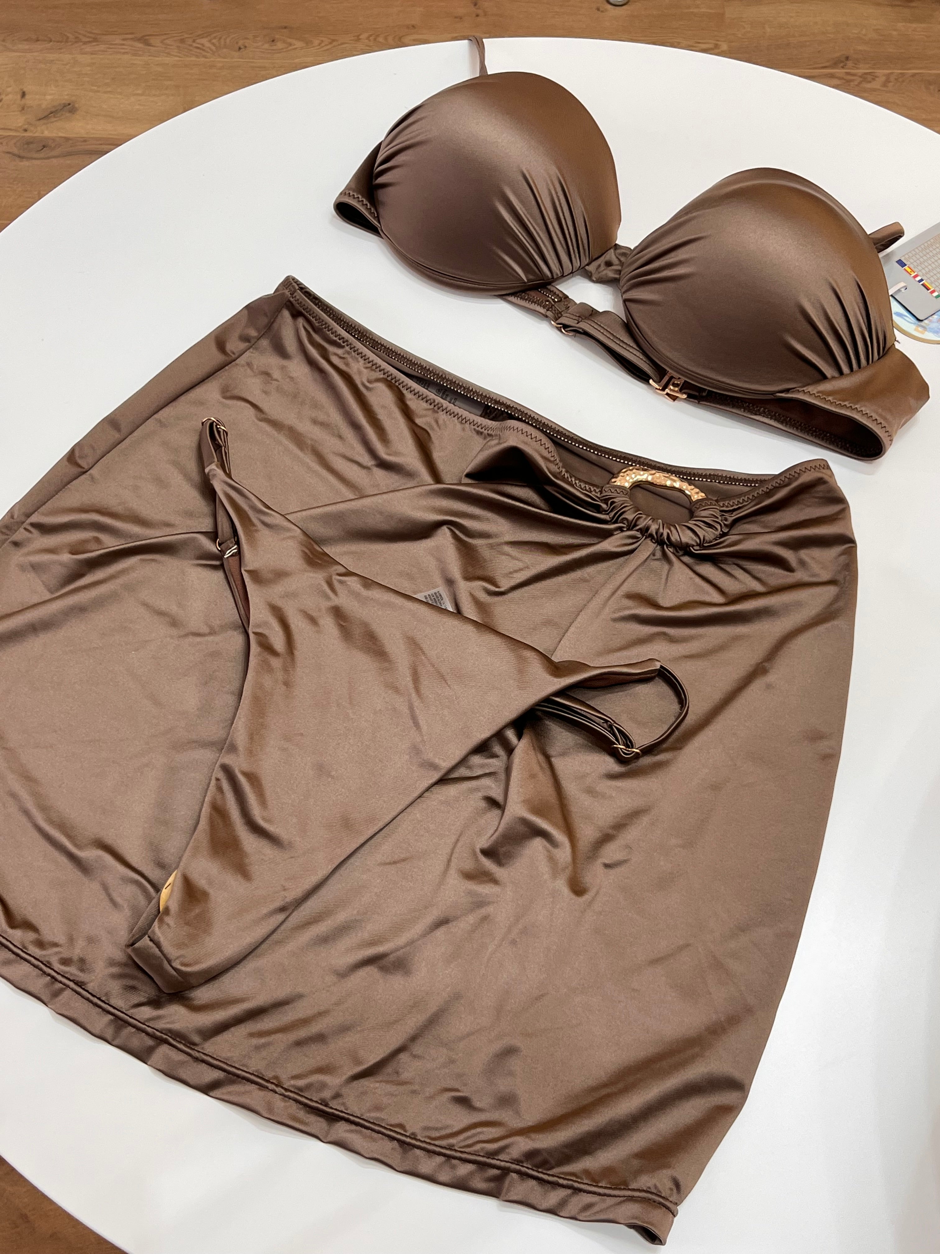 Set Bikini Nerea con Pareo