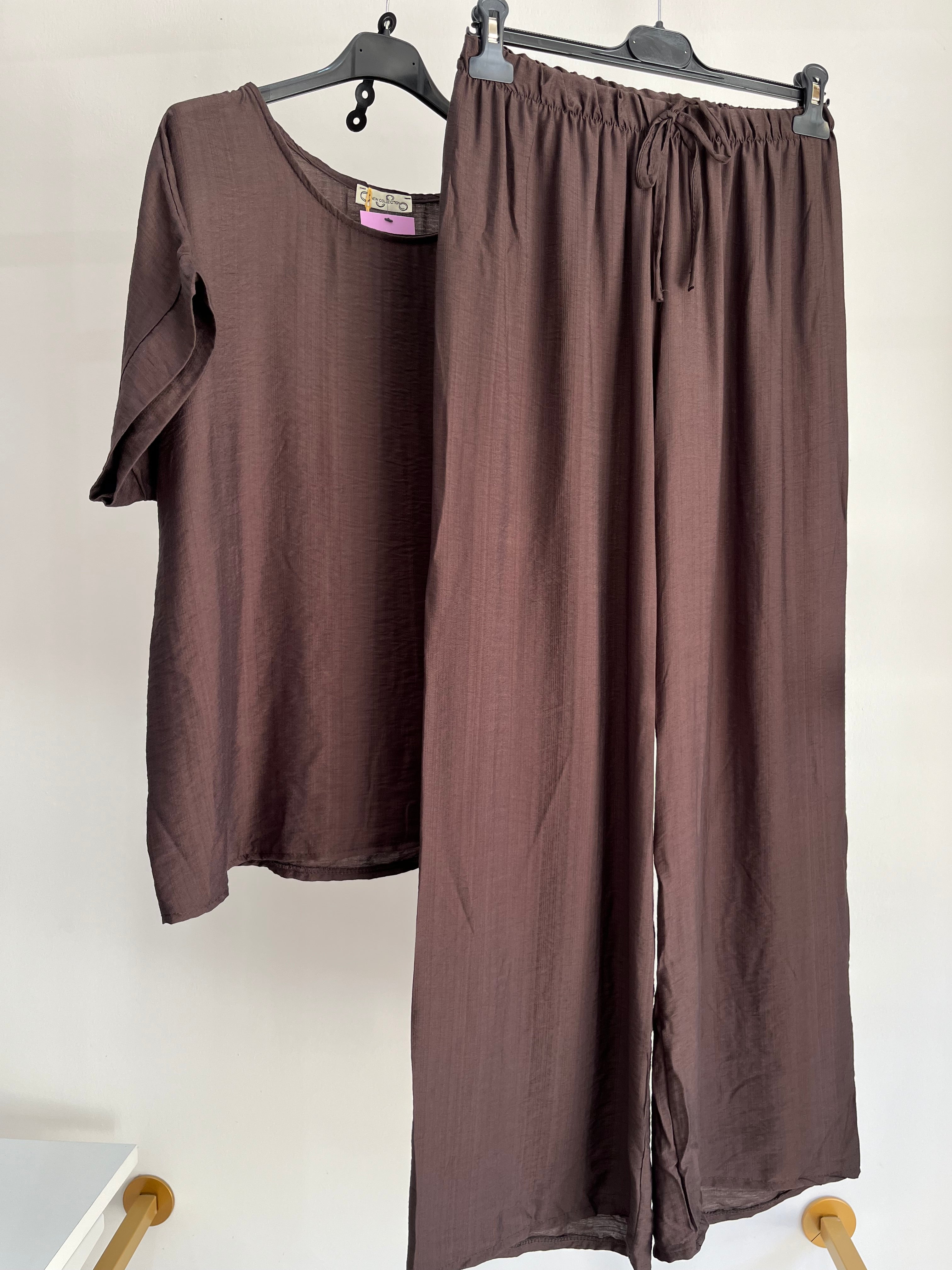 Completo Olivia - Completo Donna Estivo in Tessuto Leggero – Maglia Oversize e Pantalone Ampio
