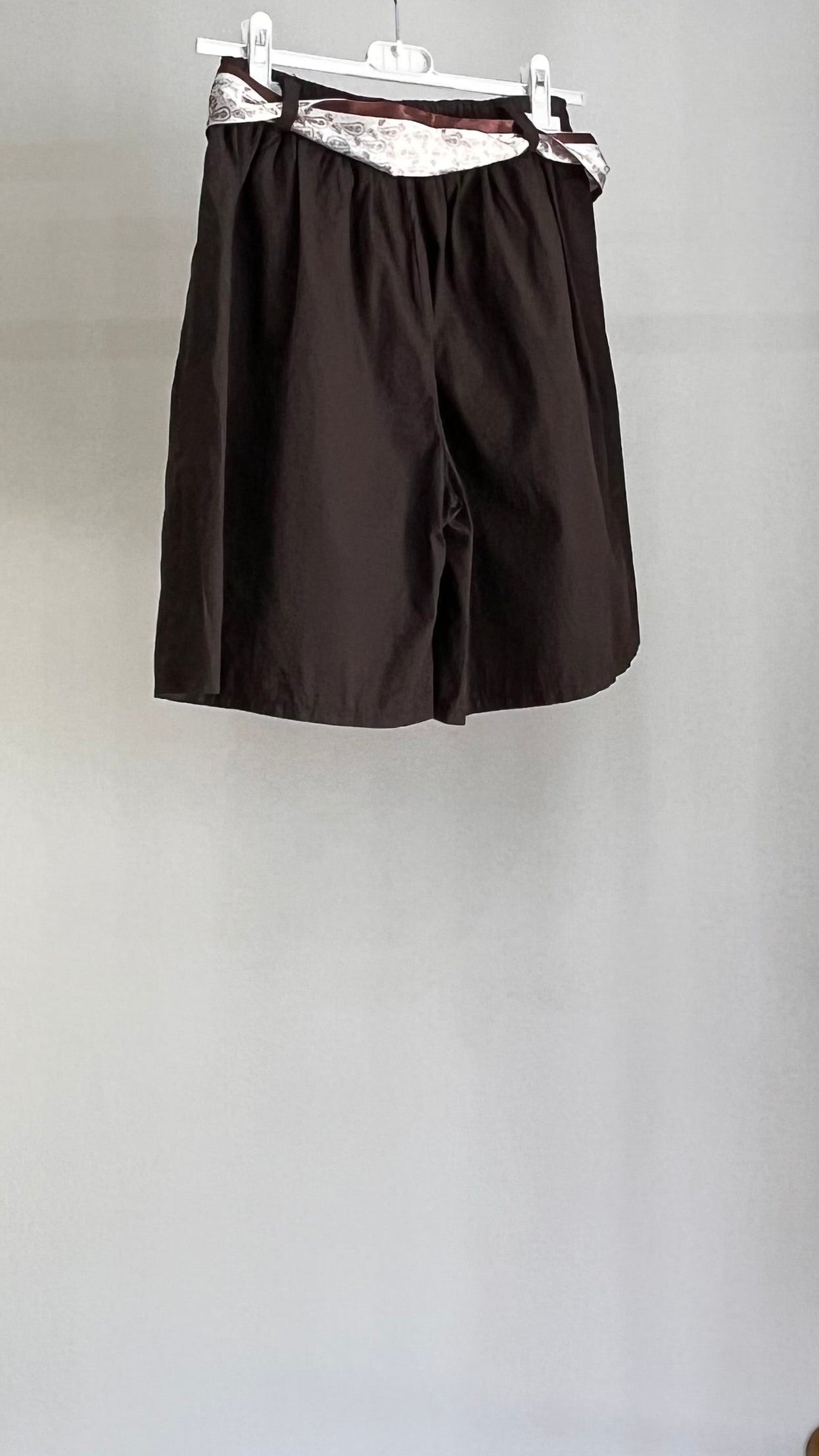 Pantaloncino Dafne – Shorts Donna con Cintura Fiocco