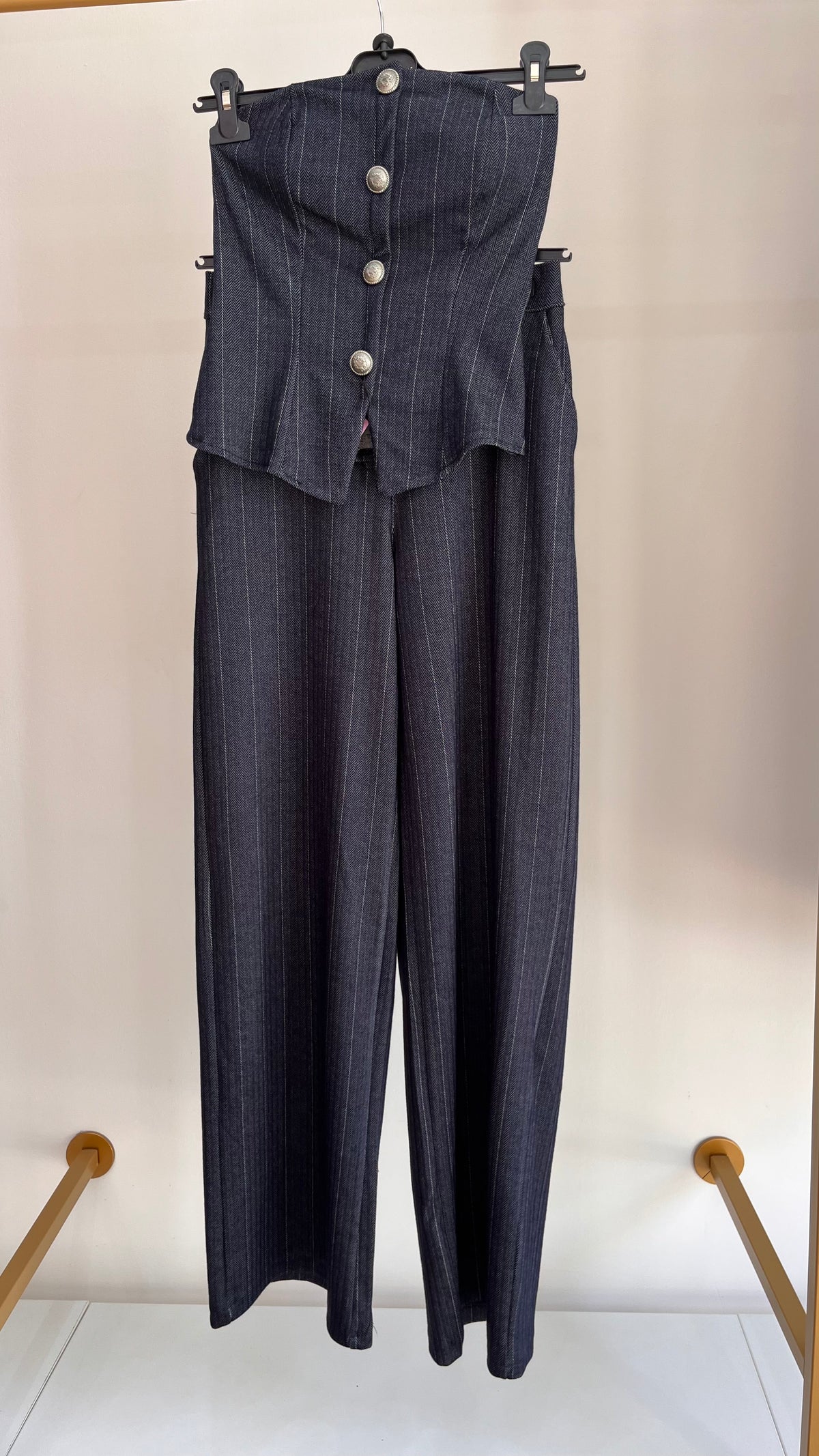Coordinato Silvina gessato con top e pantaloni ampi