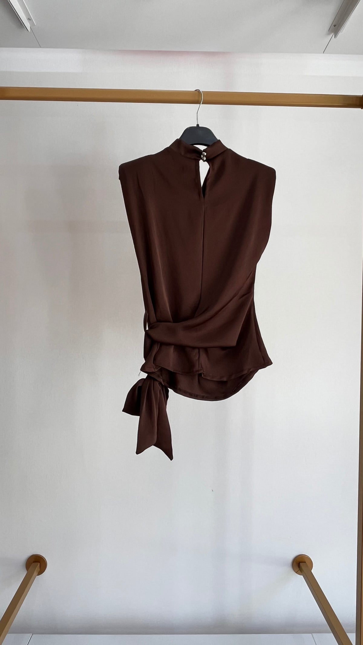 Top Bruna – Top Satinato con Scollo drappeggiato