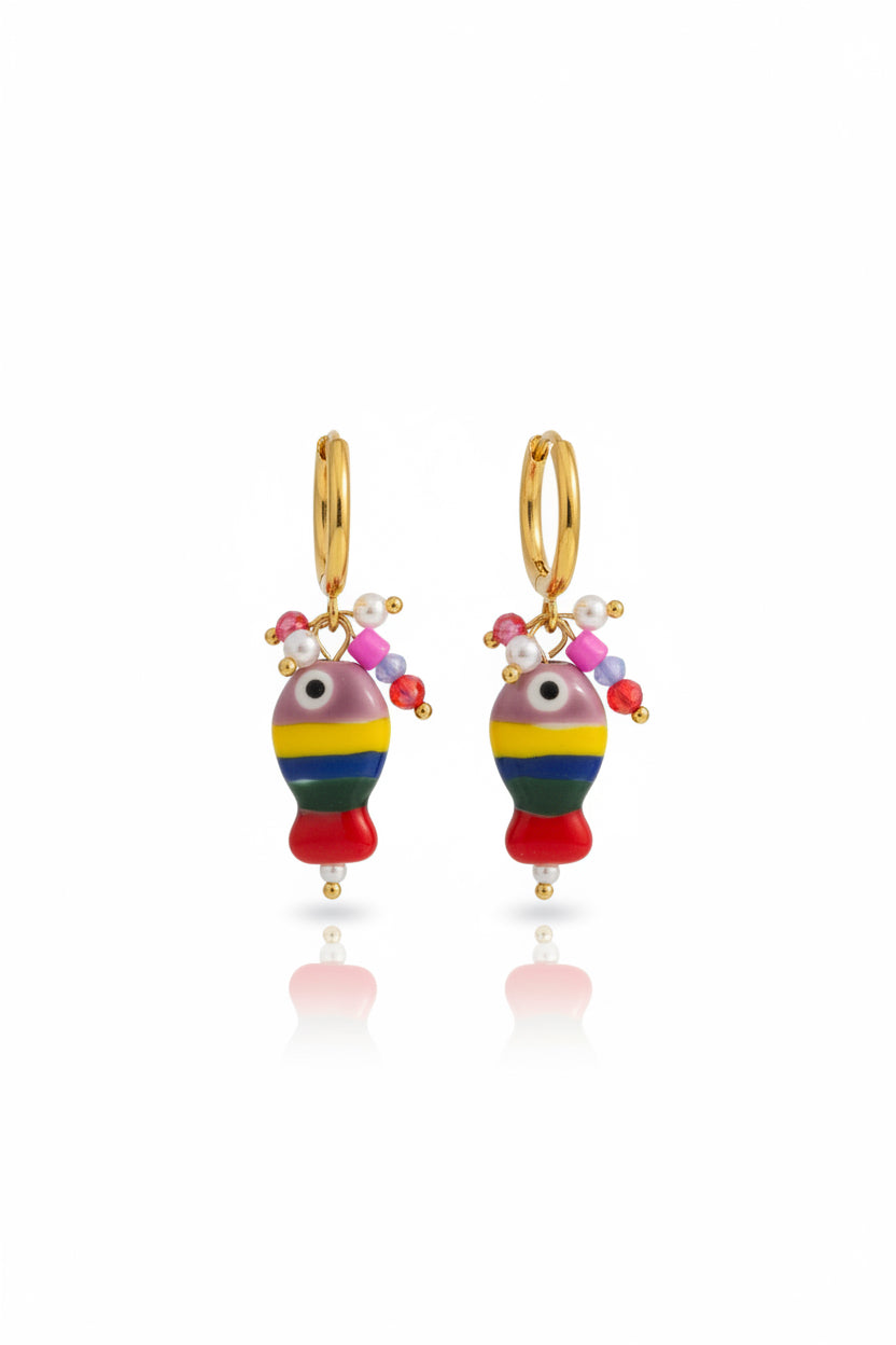 Orecchini Dora – Cerchio Dorato & Pendente in Ceramica