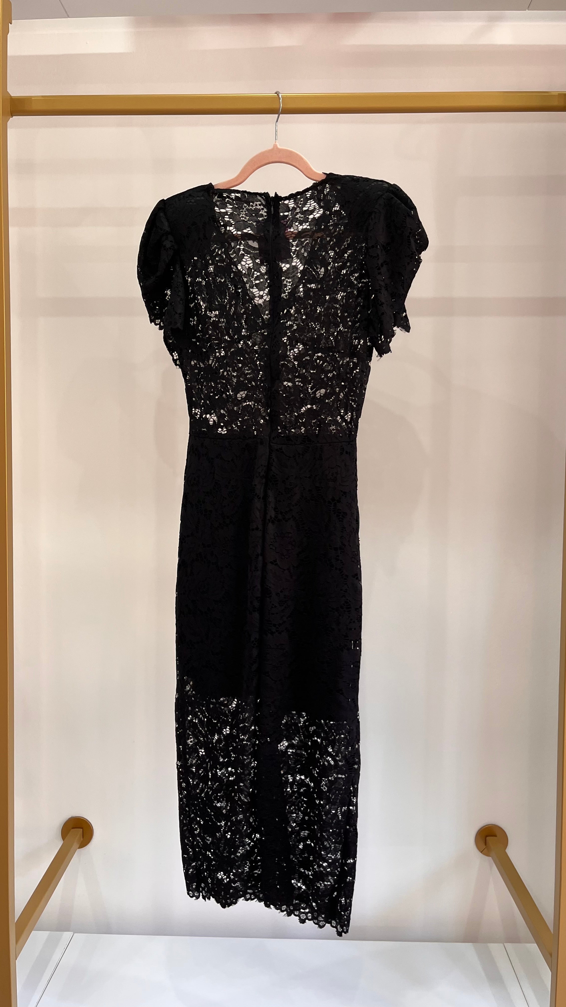 Vestito Pina - Abito Midi in Pizzo Nero con Scollo a V e Maniche Volant