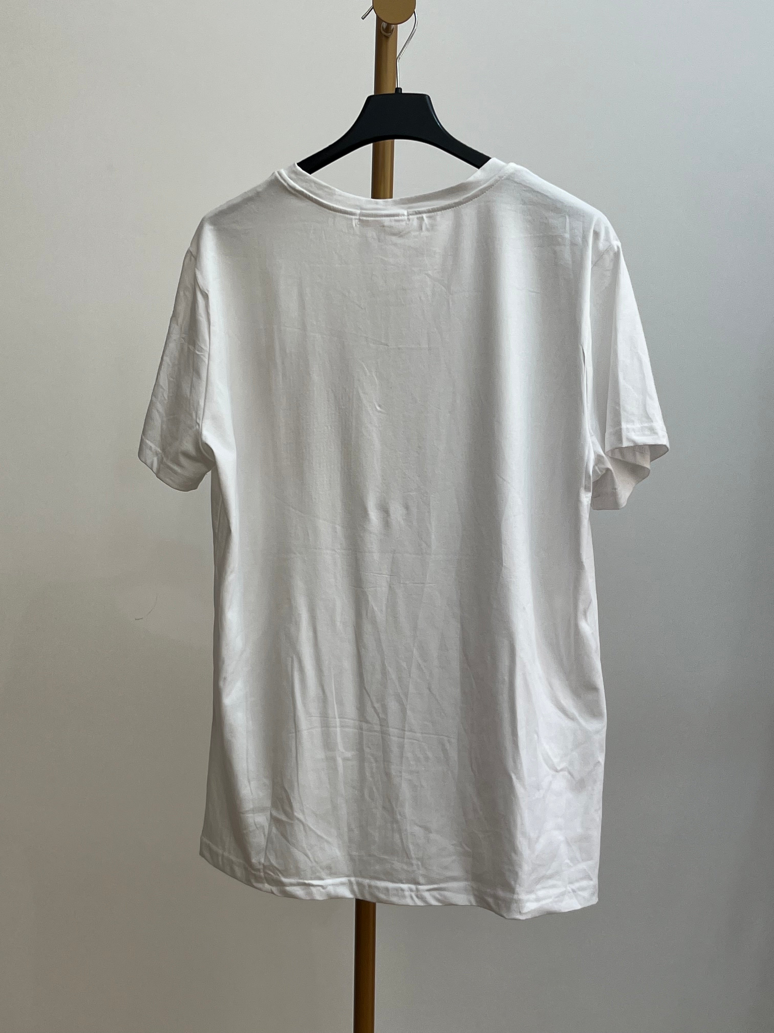 Maglia Tina – Cotone con Tasca Finta e Appliqué Strass