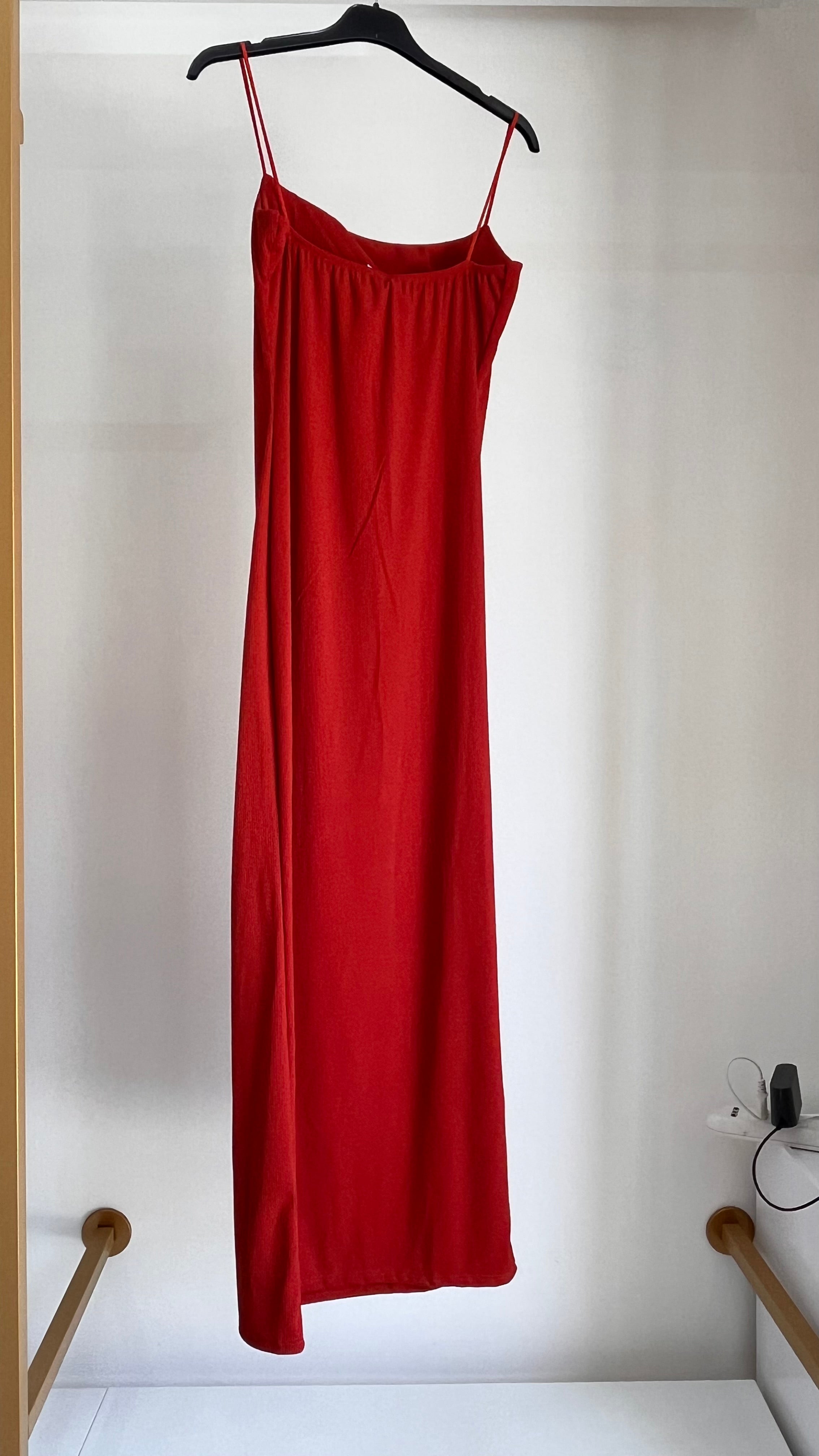 Vestito Isabella – Abito Lungo con Spalline Sottili