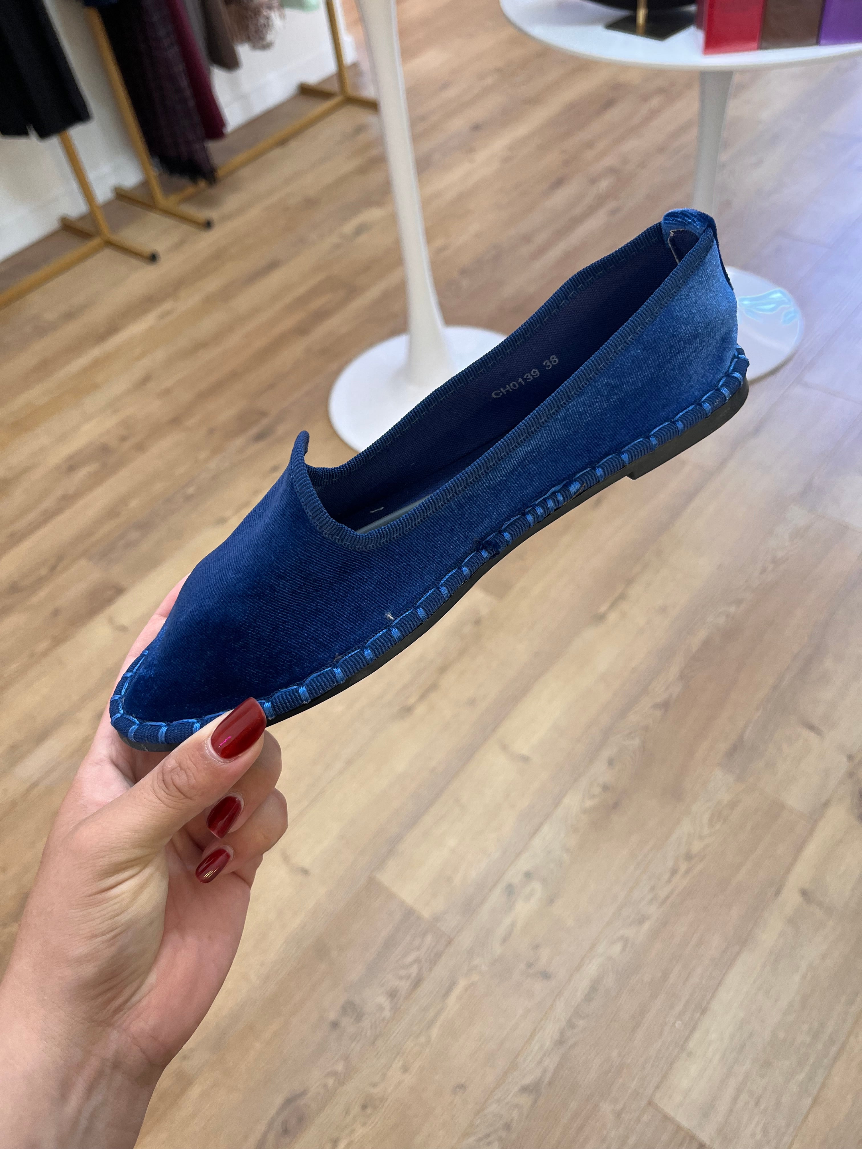 Friulane Lorella – Scarpe Artigianali in Velluto
