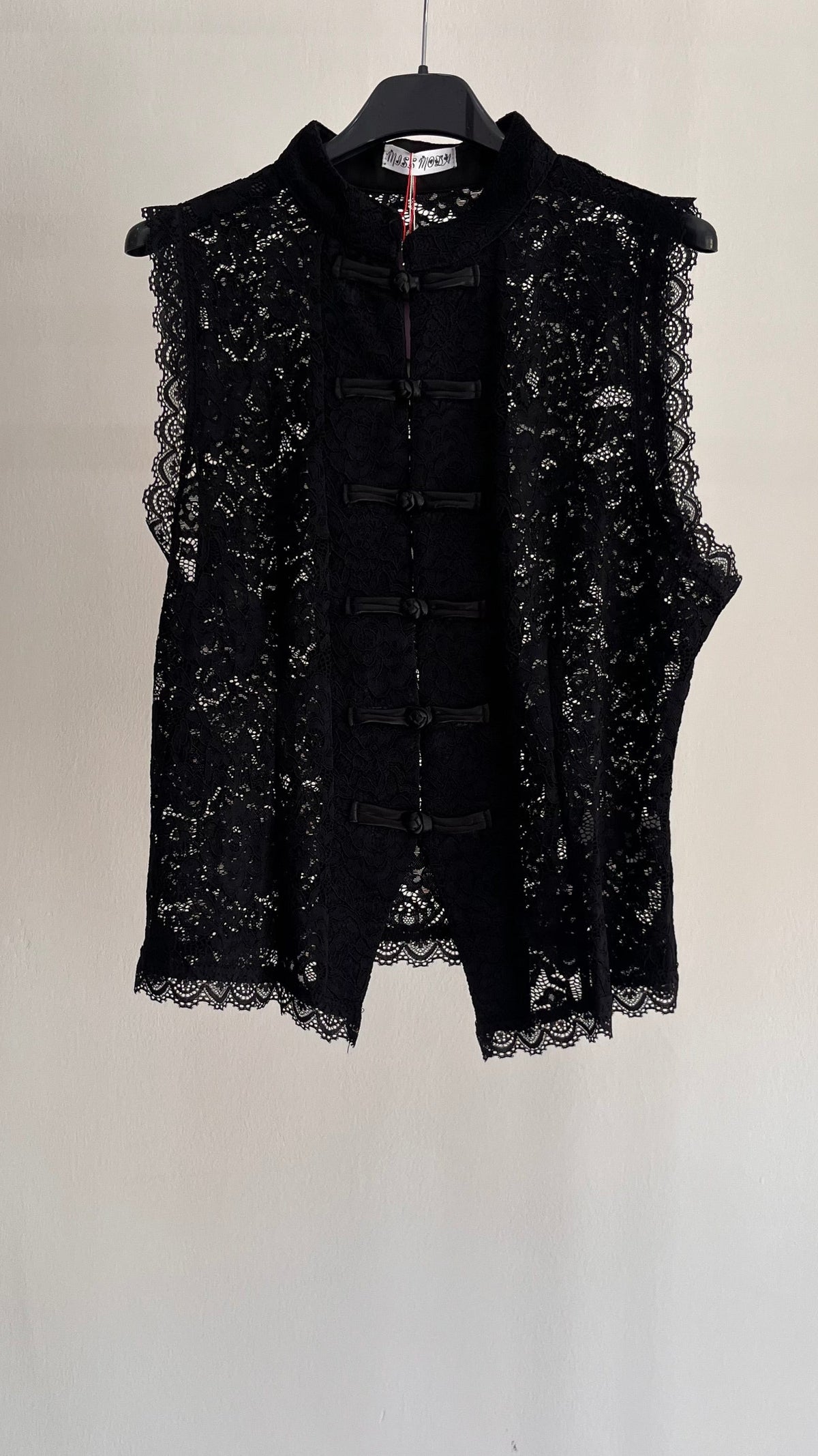 Top Aurelia - Camicia Senza Maniche in Pizzo con Alamari