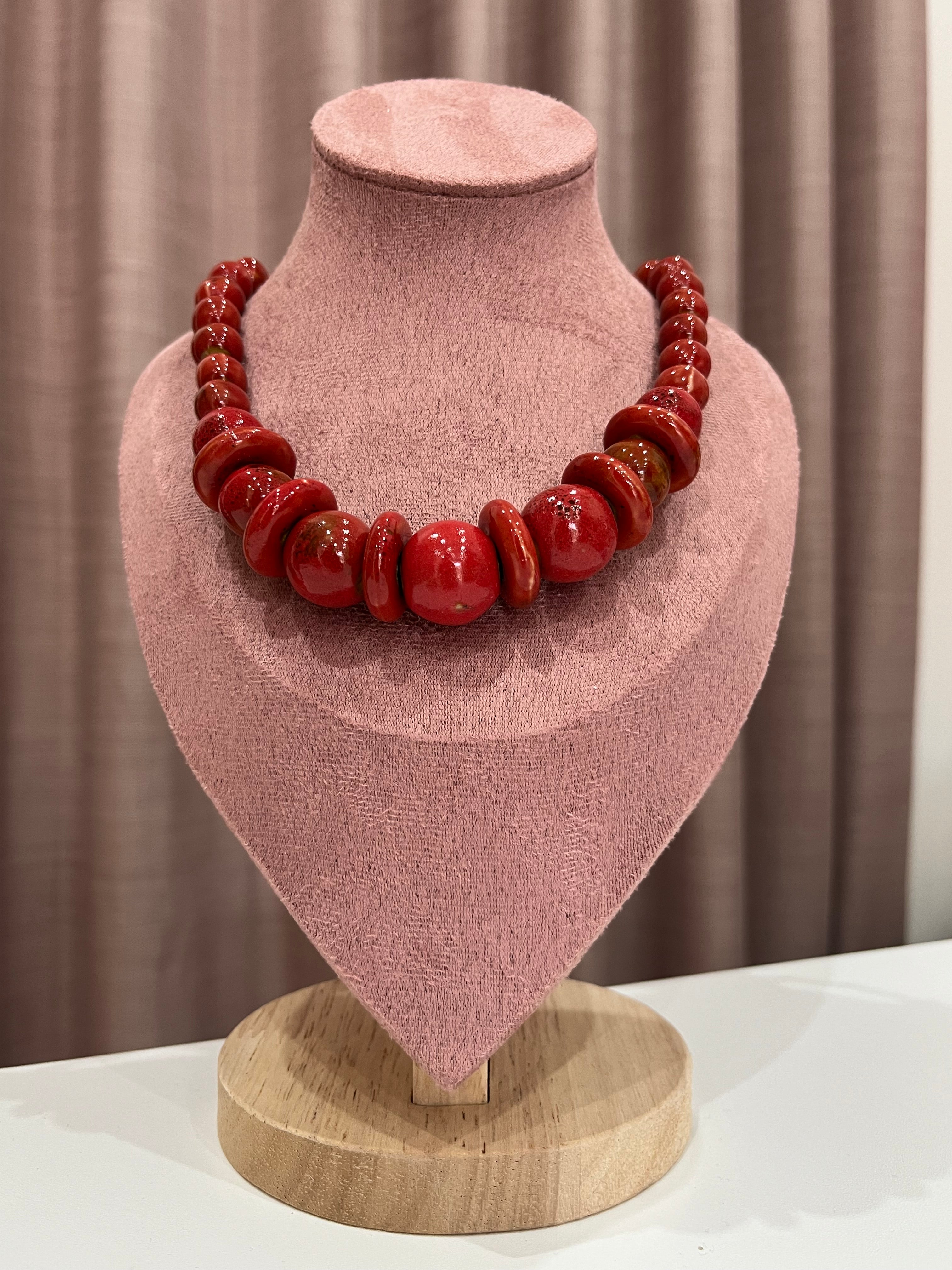 Collana Mediterraneo con perle Rosso corallo - Design Bold