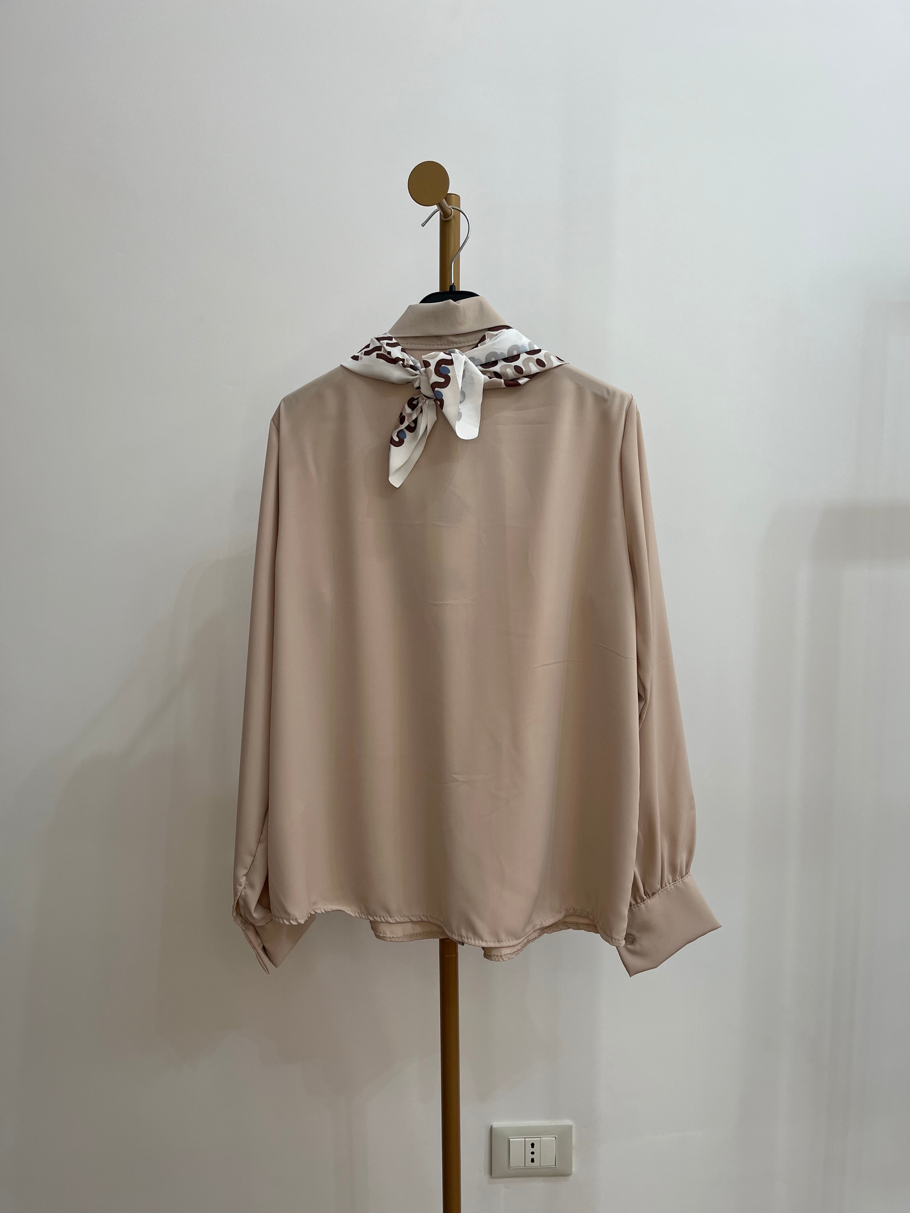 Camicia Tiziana - Eleganza Femminile e Raffinata