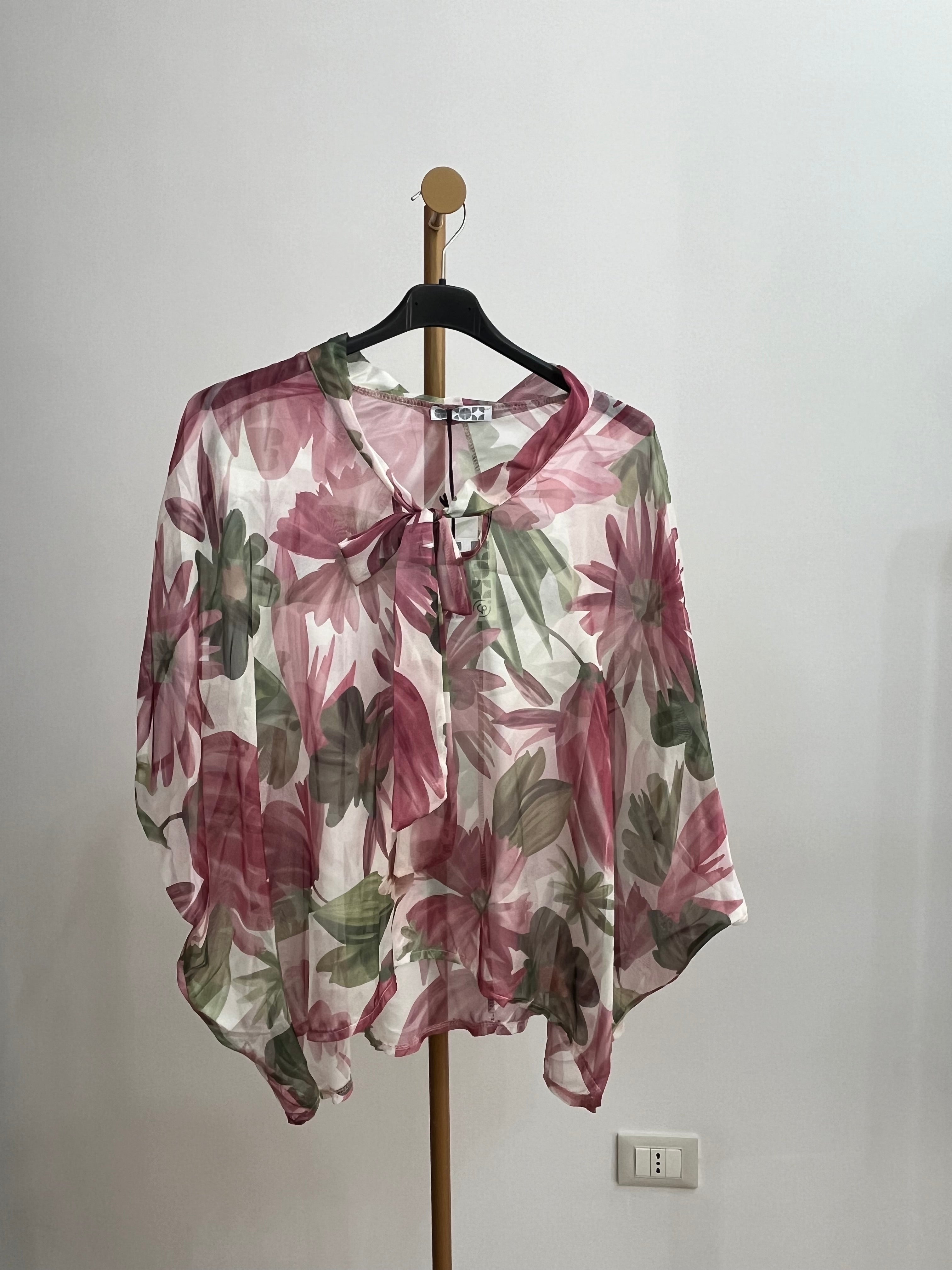 Blusa Ornella Senza Maniche con Stampa Floreale – Camicia Donna Elegante e Fresca