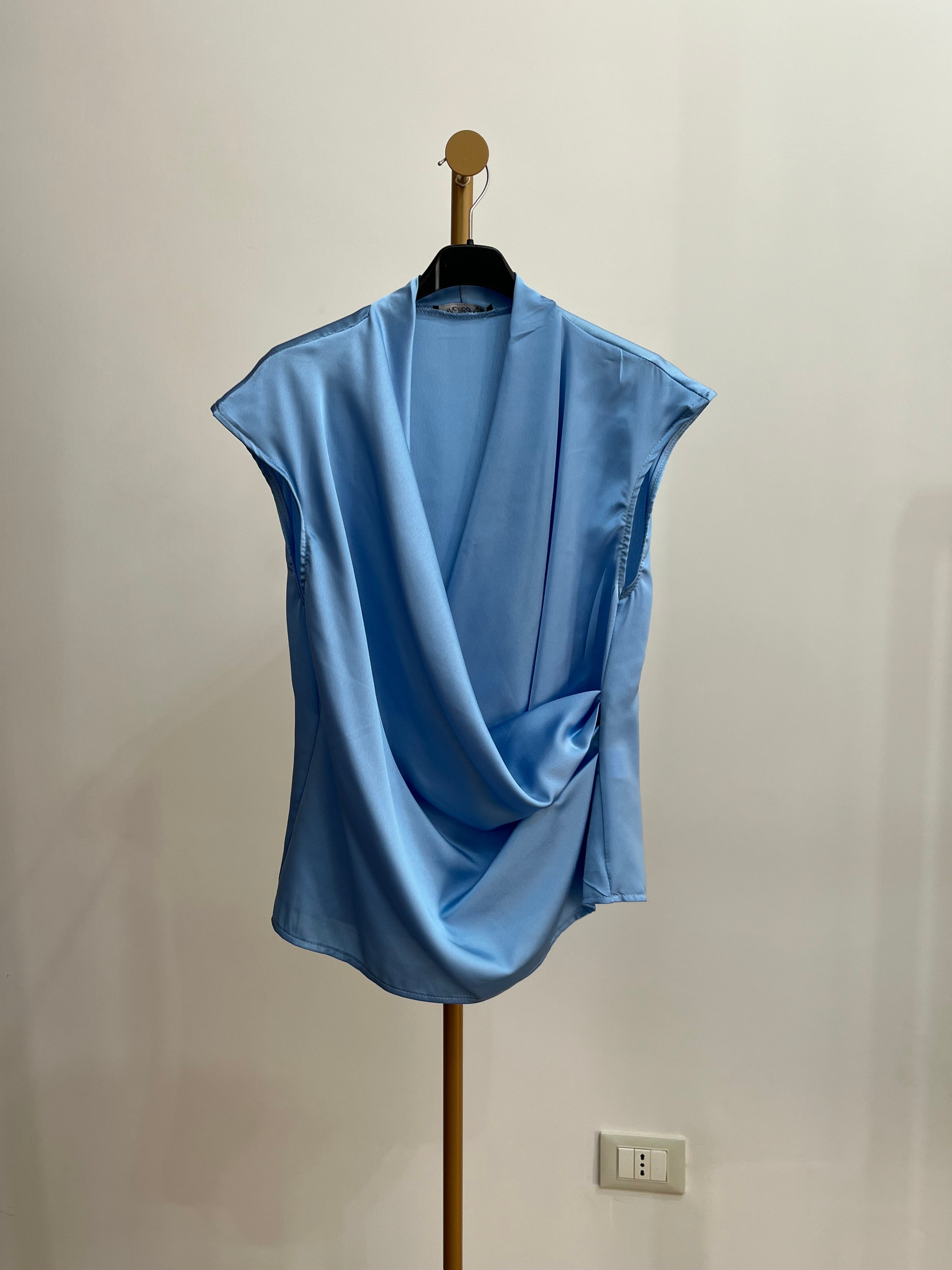 Blusa Atenea Satinata Senza Maniche – Top Donna Elegante e Versatile