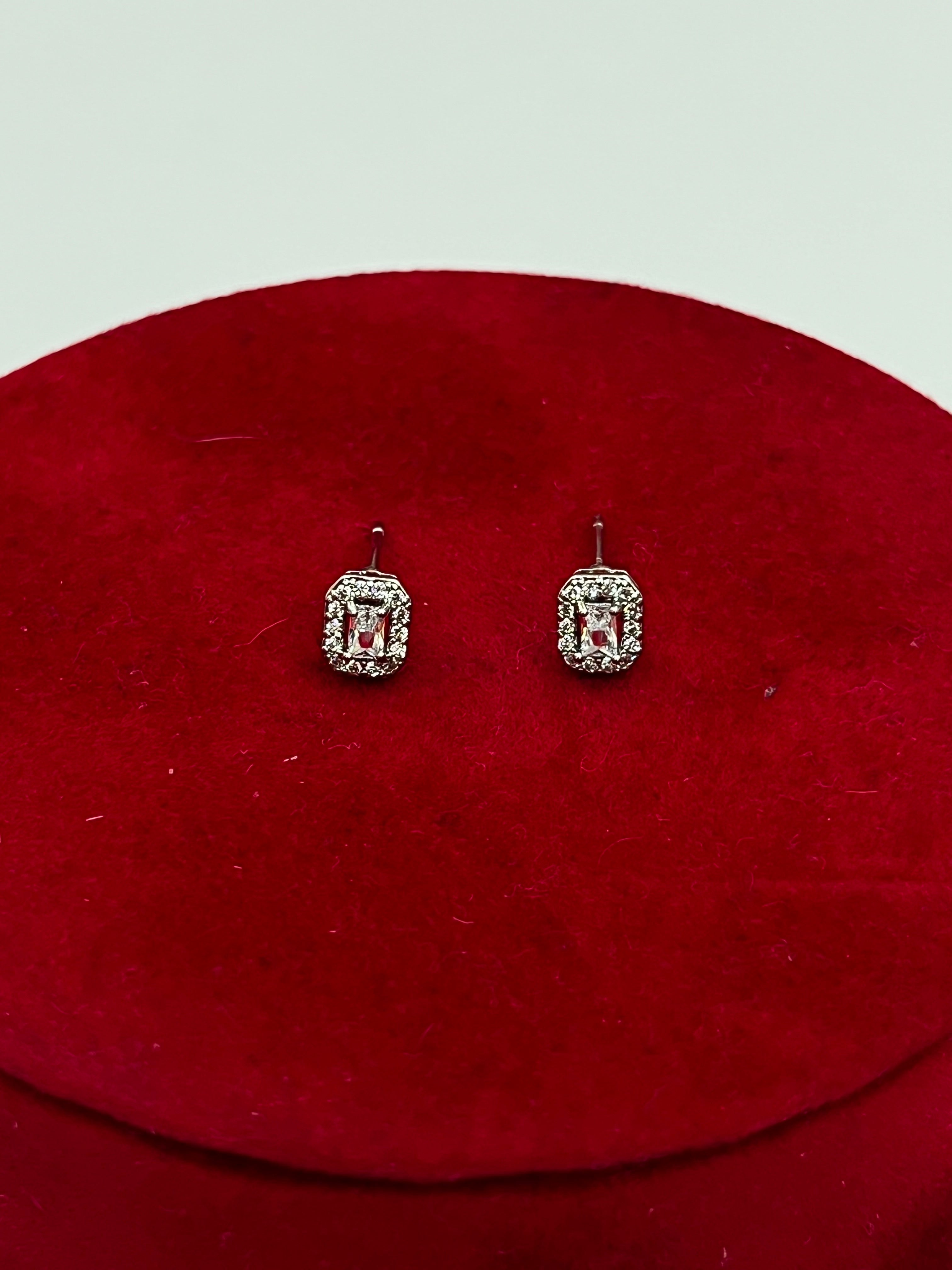 Orecchini Diana – Eleganti Pendenti Dorati
