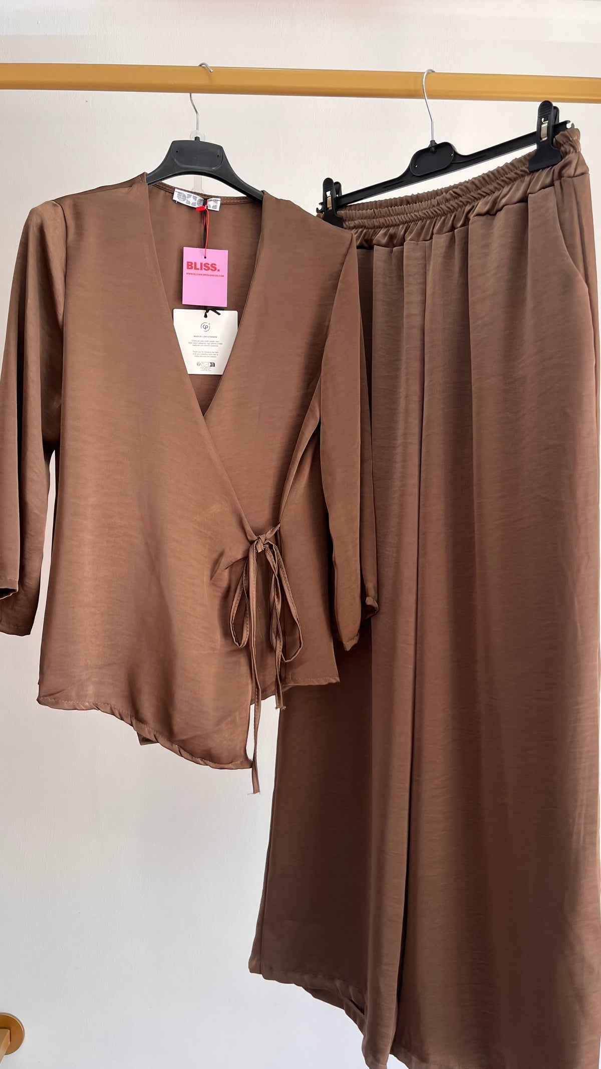 Coordinato Amanda – Top & Pantalone Satin