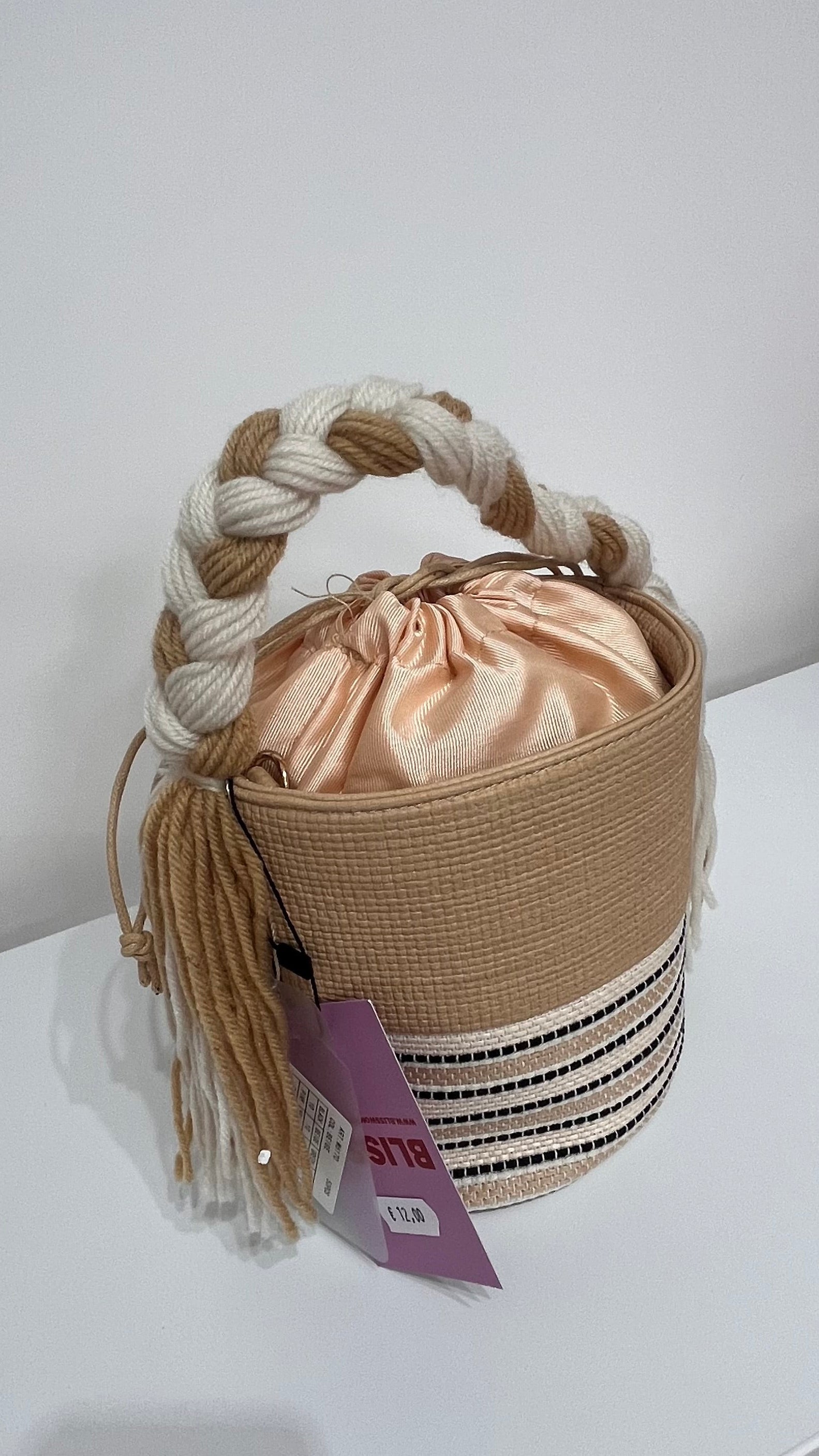 Borsa Secchiello Intrecciata Donna con Tracolla a Catena | Stile Estivo Chic