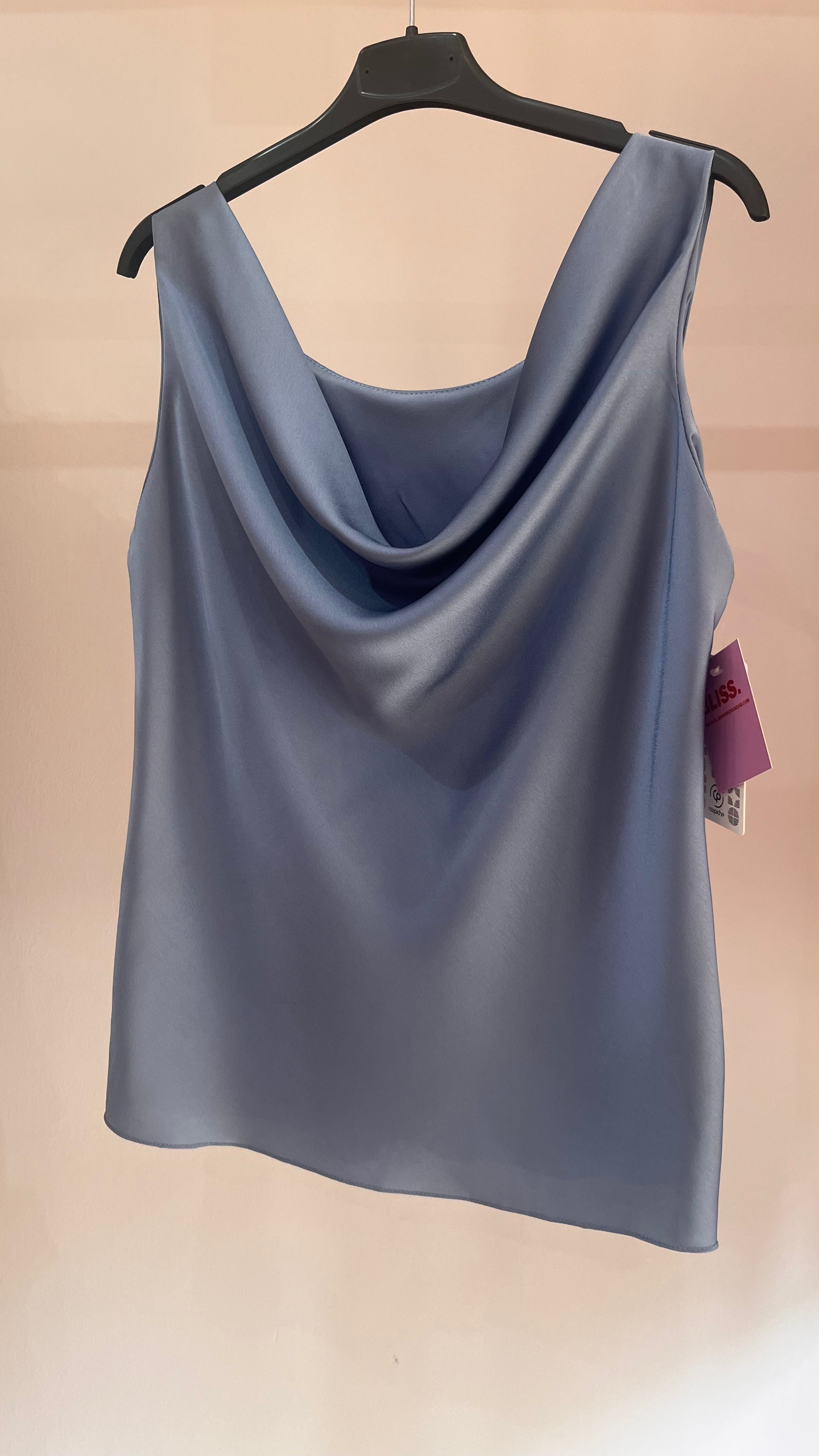 Top Caroline – Top Satinato con Scollo a Cascata