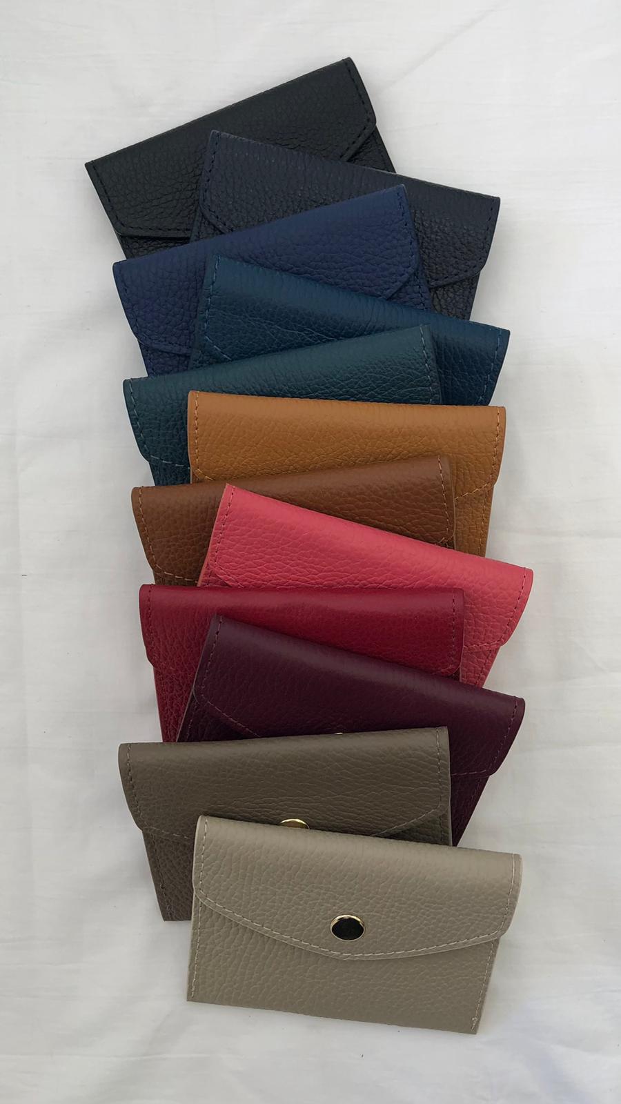 Everyday Chic - portacarte con bottone